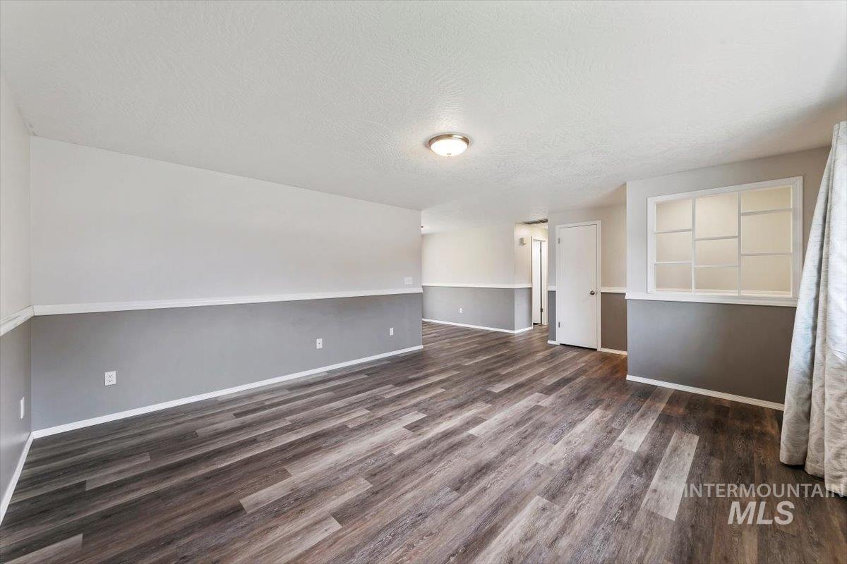2015 Meadow Ave., Caldwell, Idaho 83605, 2 Bedrooms, 1 Bathroom, Residential For Sale, Price $315,000, 98992660