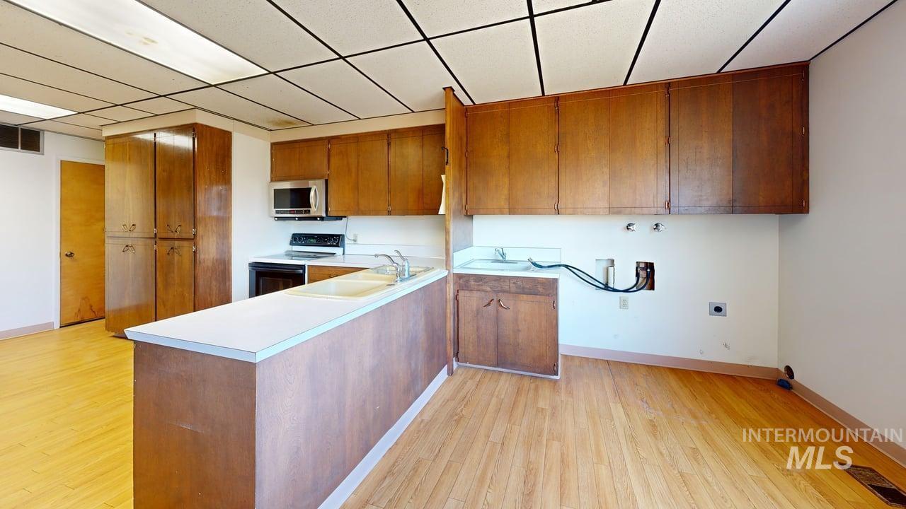 2001 5th Ave, Clarkston, Washington 99403, 3 Bedrooms, 2 Bathrooms, Residential For Sale, Price $499,000, 98992662