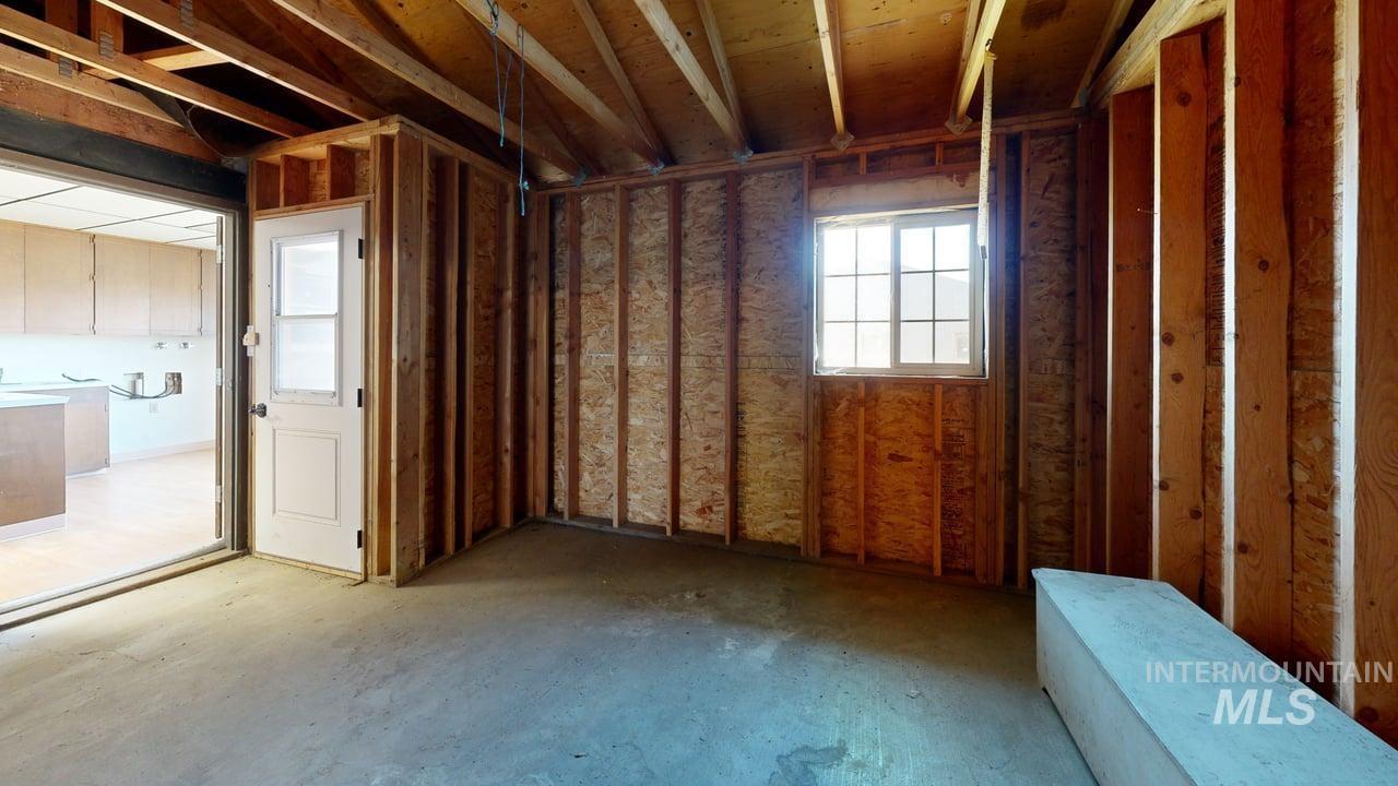 2001 5th Ave, Clarkston, Washington 99403, 3 Bedrooms, 2 Bathrooms, Residential For Sale, Price $499,000, 98992662