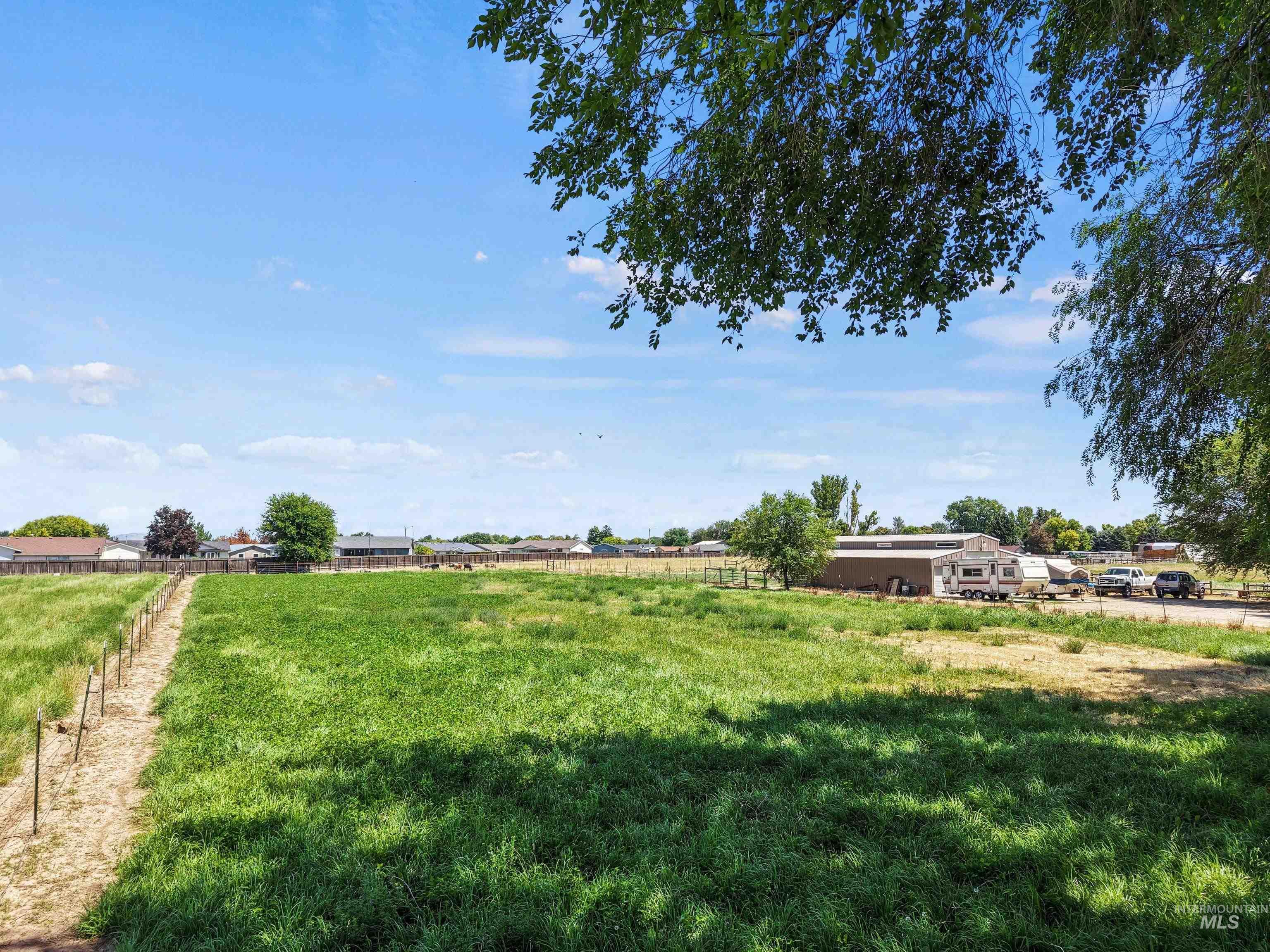 908 N Middleton Rd., Nampa, Idaho 83651, 4 Bedrooms, 2 Bathrooms, Residential For Sale, Price $610,000,MLS 98992663