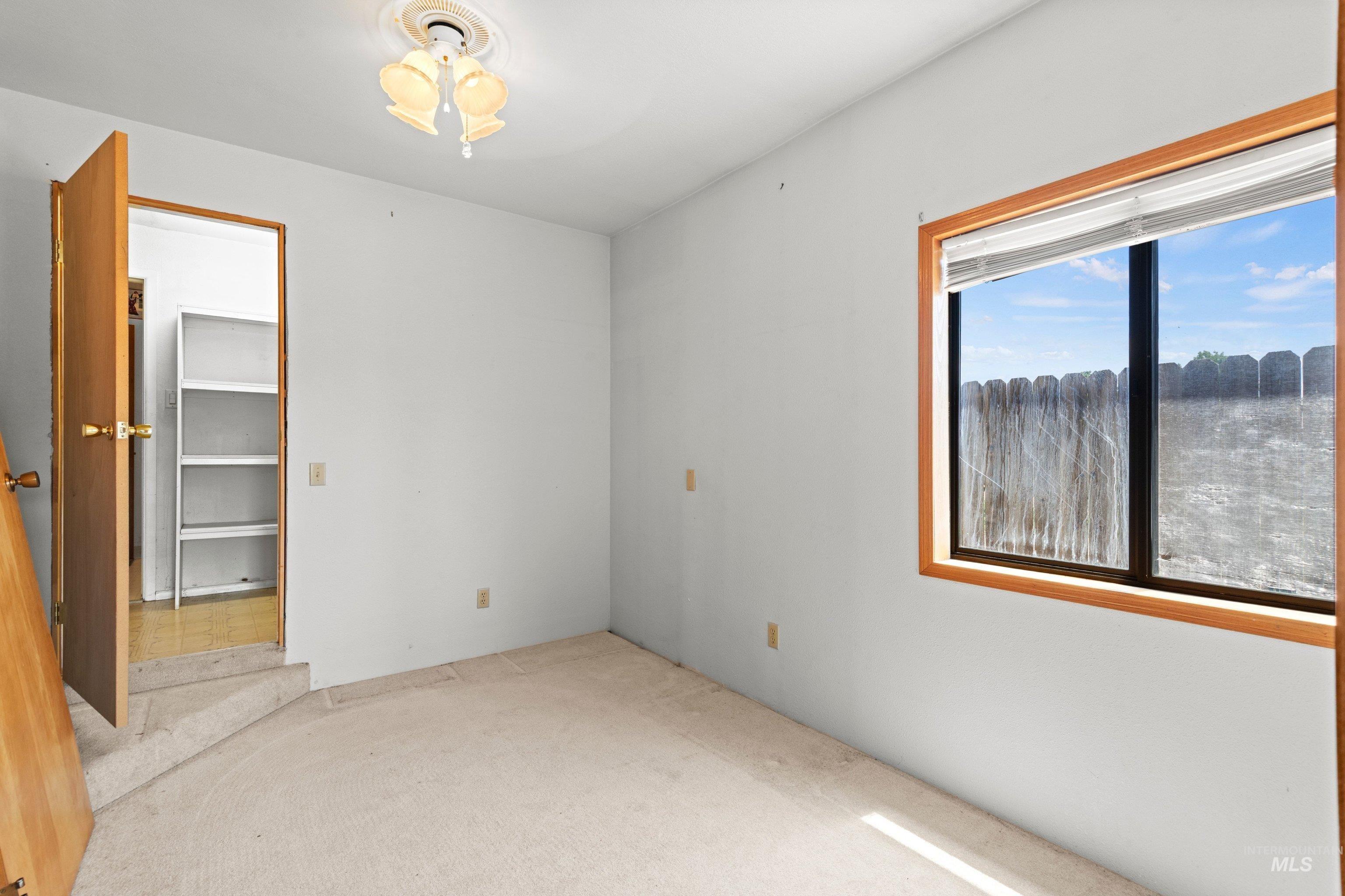 908 N Middleton Rd., Nampa, Idaho 83651, 4 Bedrooms, 2 Bathrooms, Residential For Sale, Price $610,000,MLS 98992663