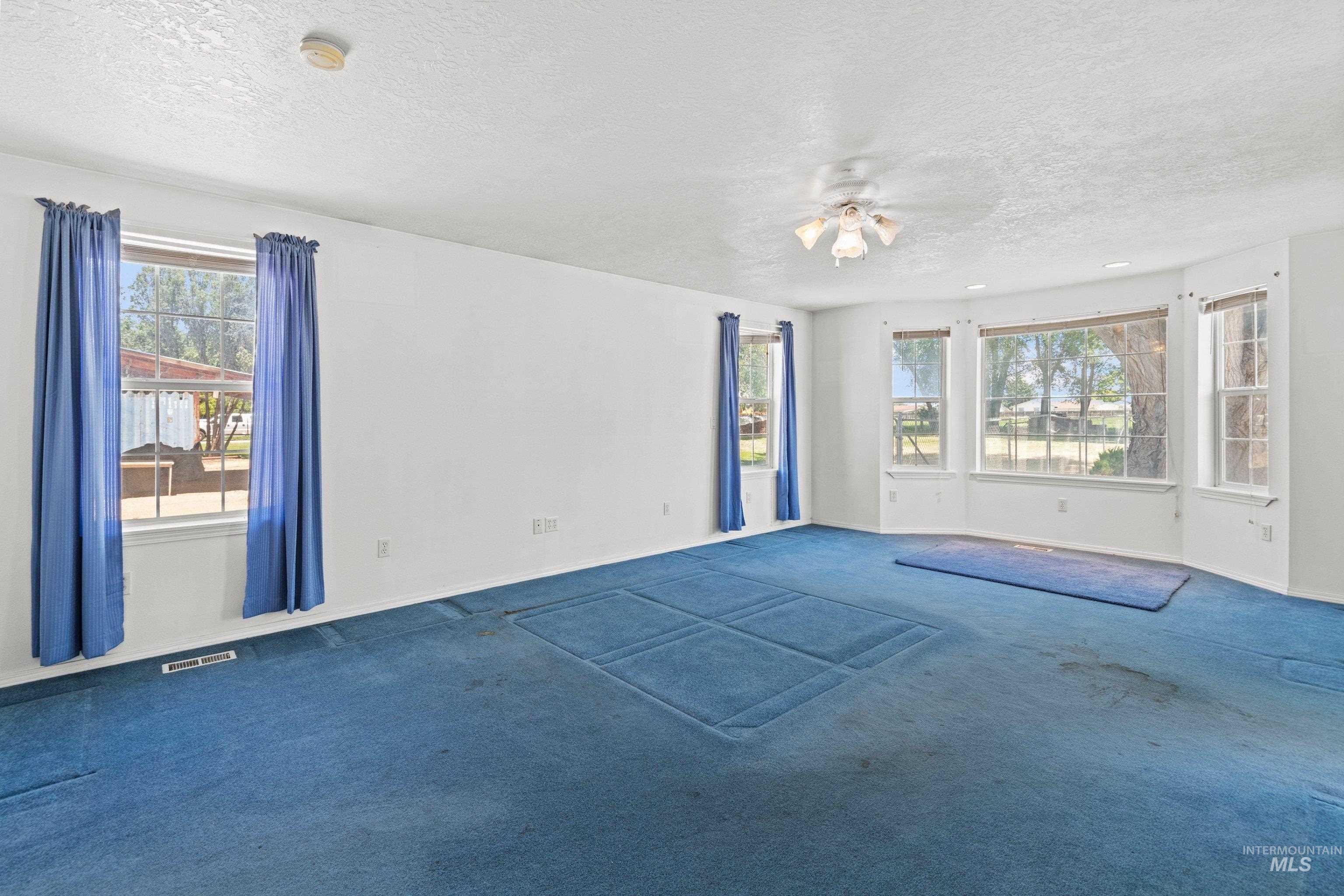 908 N Middleton Rd., Nampa, Idaho 83651, 4 Bedrooms, 2 Bathrooms, Residential For Sale, Price $610,000,MLS 98992663