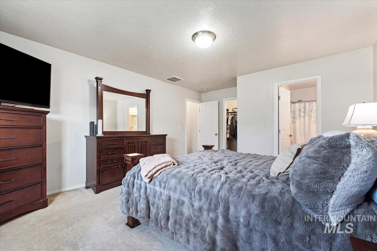 7579 W Middle Fork, Boise, Idaho 83709, 3 Bedrooms, 2 Bathrooms, Residential For Sale, Price $419,900, 98992664
