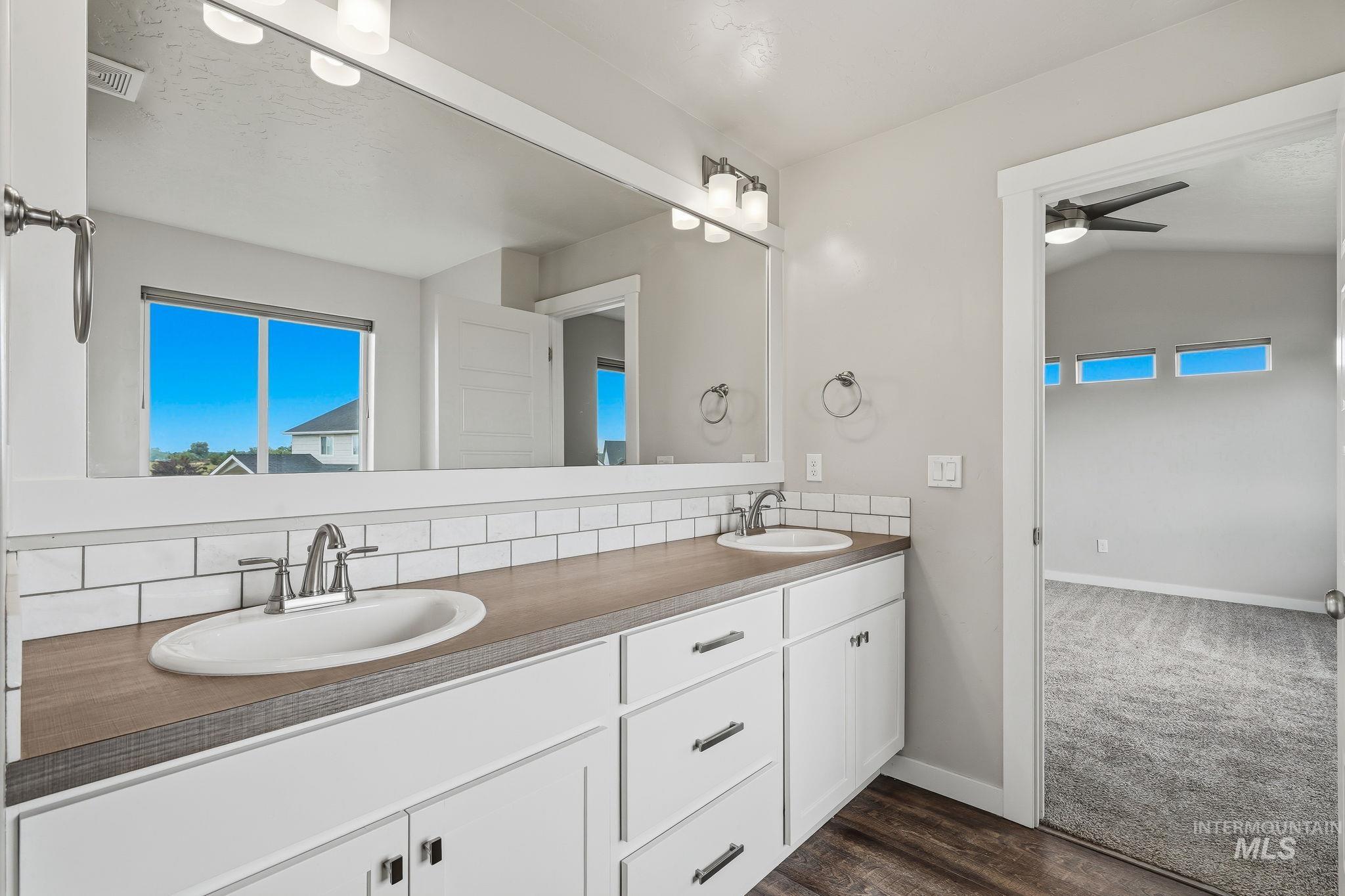 949 N Synergy Ln, Eagle, Idaho 83616, 5 Bedrooms, 2.5 Bathrooms, Residential For Sale, Price $745,000, 98992666