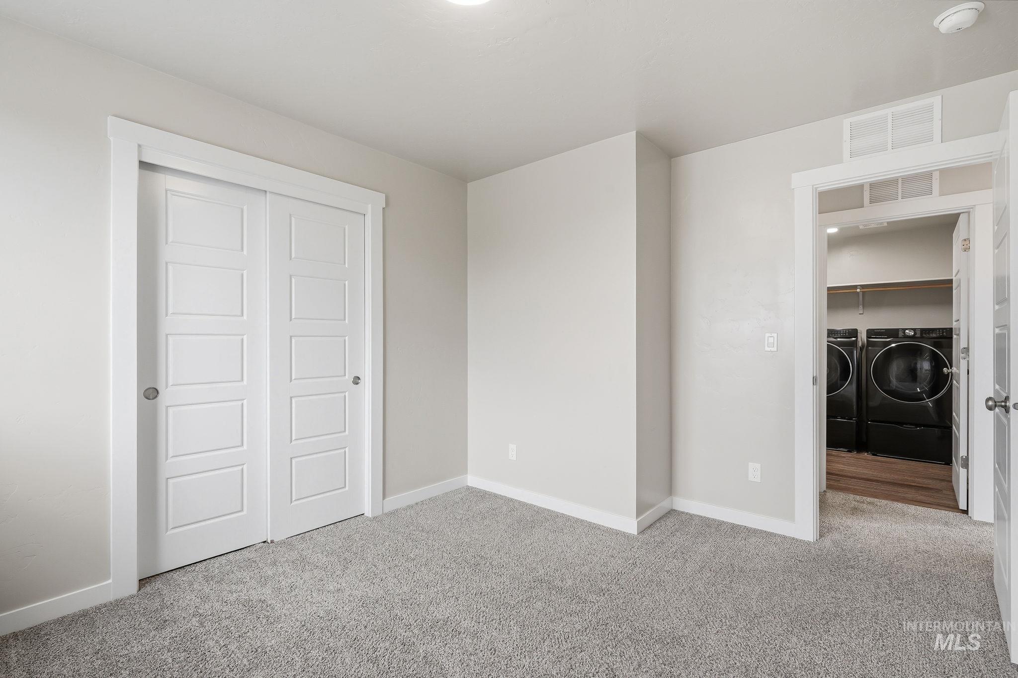 949 N Synergy Ln, Eagle, Idaho 83616, 5 Bedrooms, 2.5 Bathrooms, Residential For Sale, Price $745,000, 98992666