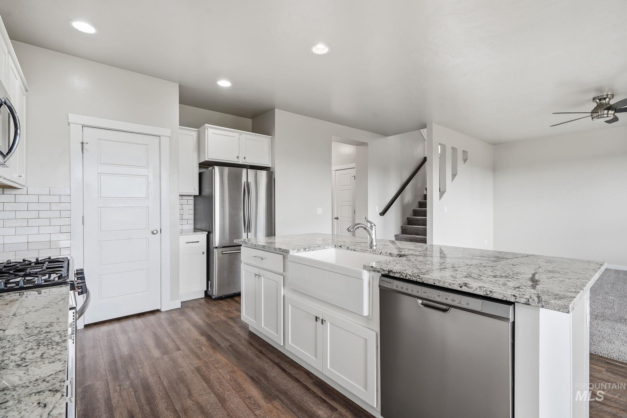 949 N Synergy Ln, Eagle, Idaho 83616, 5 Bedrooms, 2.5 Bathrooms, Residential For Sale, Price $745,000, 98992666