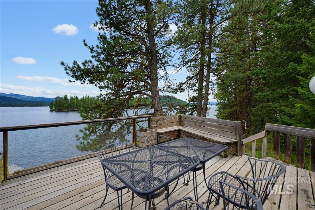 3800 Warren Wagon Road, McCall, Idaho 83638, 4 Bedrooms, 2 Bathrooms, Residential For Sale, Price $695,000, 98992667