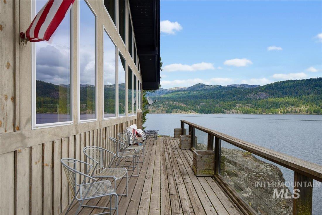 3800 Warren Wagon Road, McCall, Idaho 83638, 4 Bedrooms, 2 Bathrooms, Residential For Sale, Price $695,000, 98992667