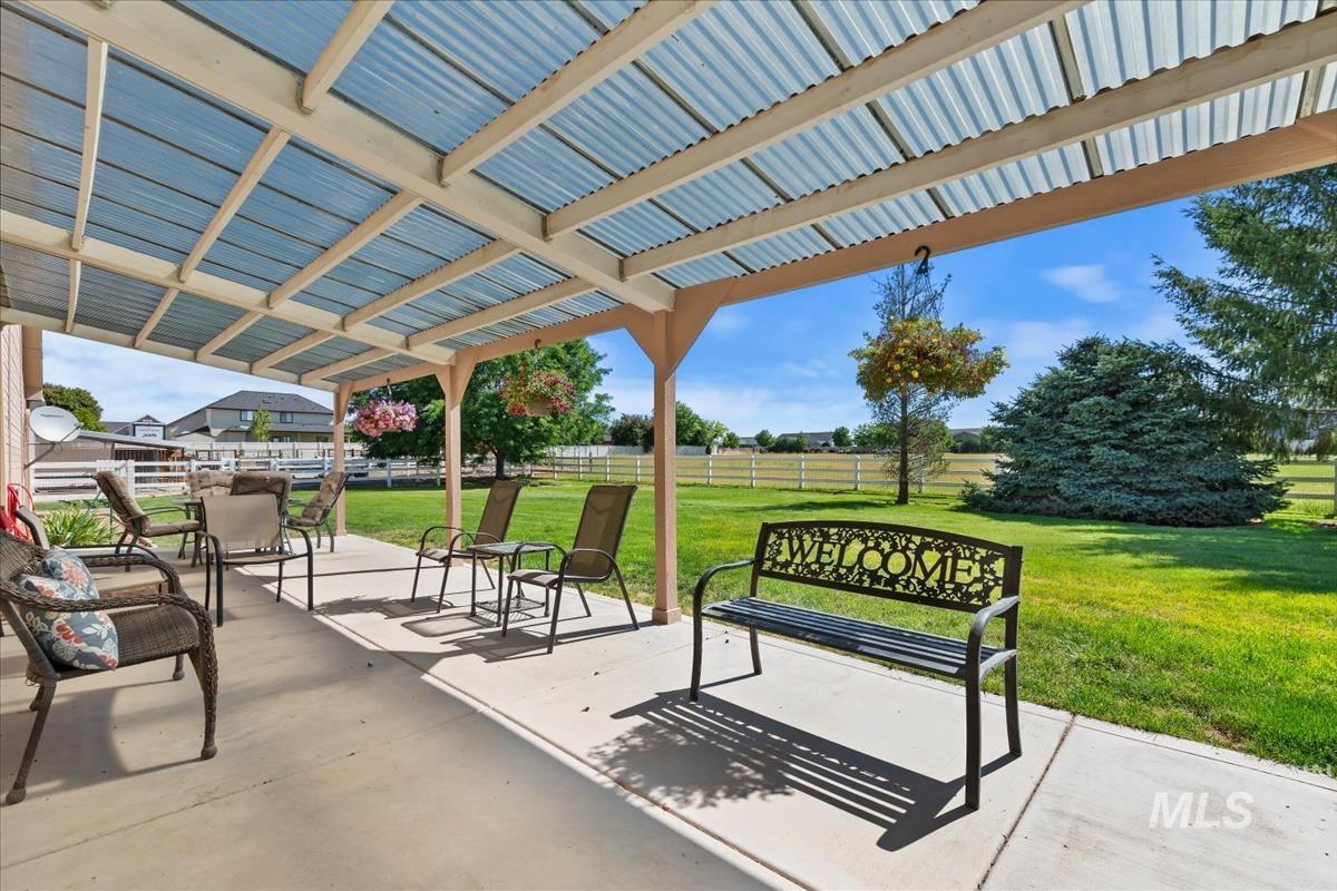 1934 N Rapid Creek Ln, Kuna, Idaho 83634, 3 Bedrooms, 2 Bathrooms, Residential For Sale, Price $1,050,000, 98992669