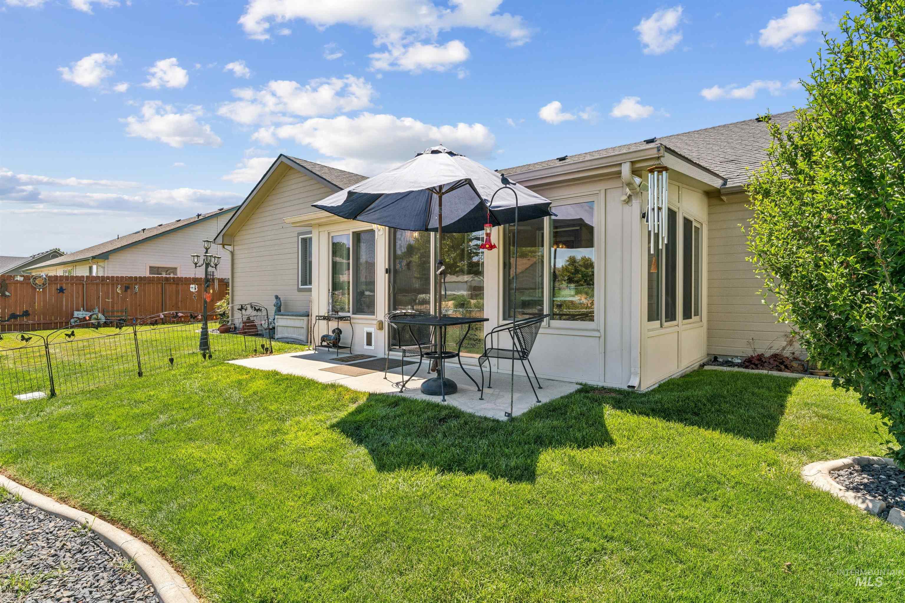 210 S Lancaster Dr, Nampa, Idaho 83686, 3 Bedrooms, 2 Bathrooms, Residential For Sale, Price $449,900, 98992672