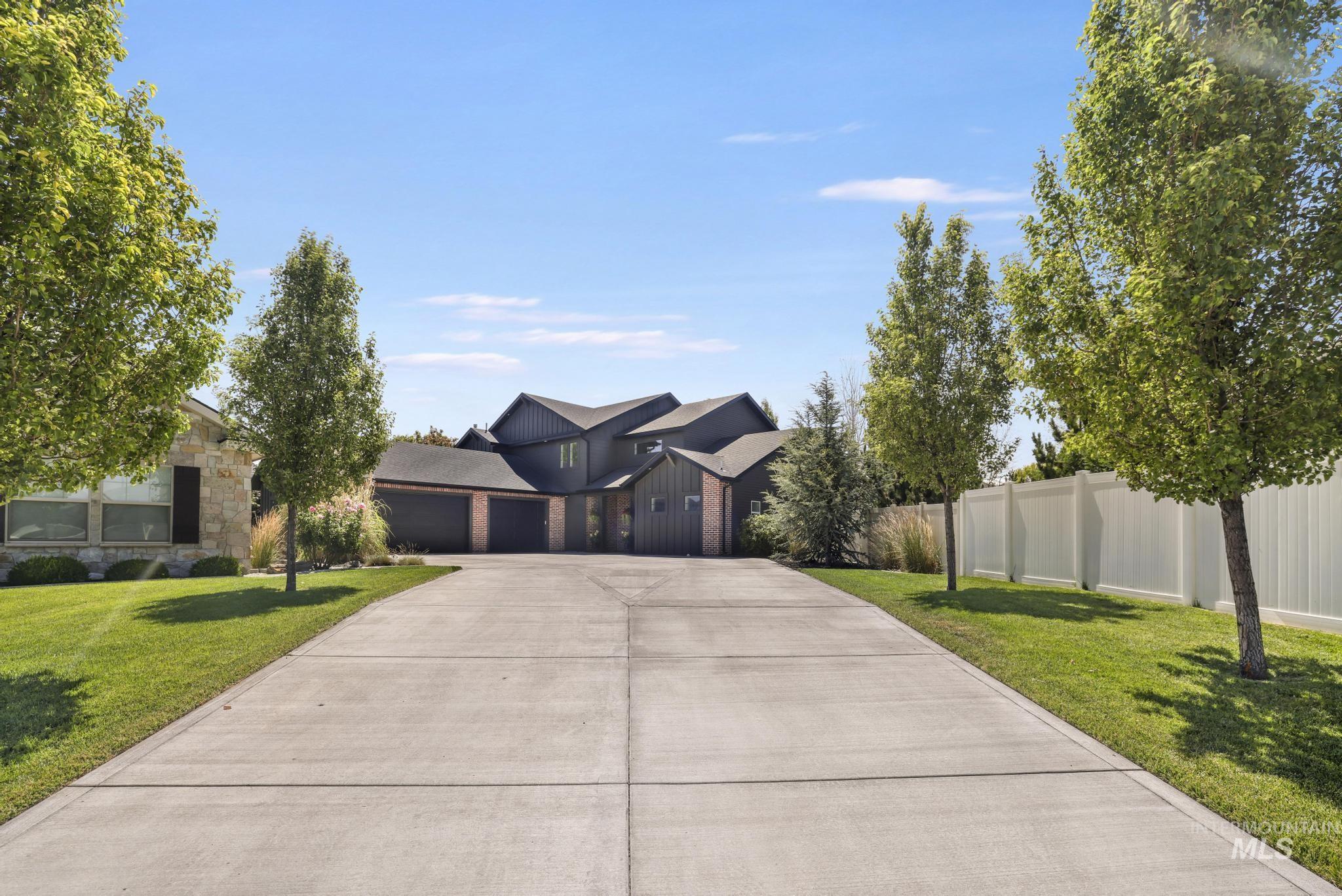 1470 Pillar Circle, Twin Falls, Idaho 83301, 5 Bedrooms, 3 Bathrooms, Residential For Sale, Price $755,000,MLS 98992675