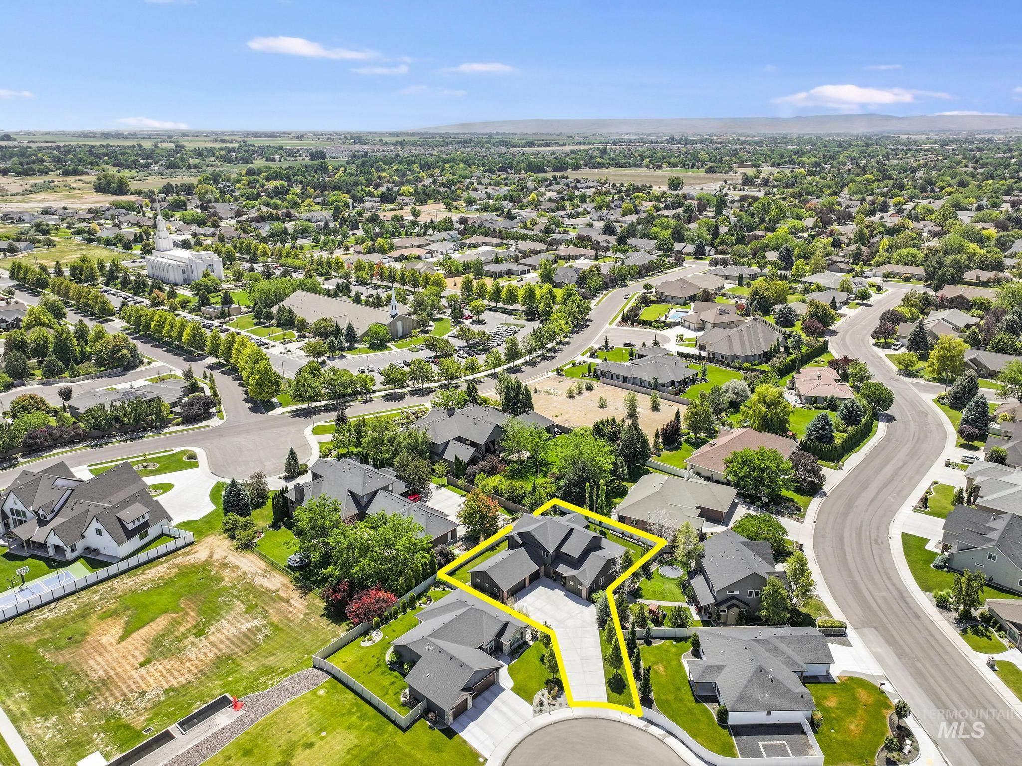 1470 Pillar Circle, Twin Falls, Idaho 83301, 5 Bedrooms, 3 Bathrooms, Residential For Sale, Price $755,000,MLS 98992675