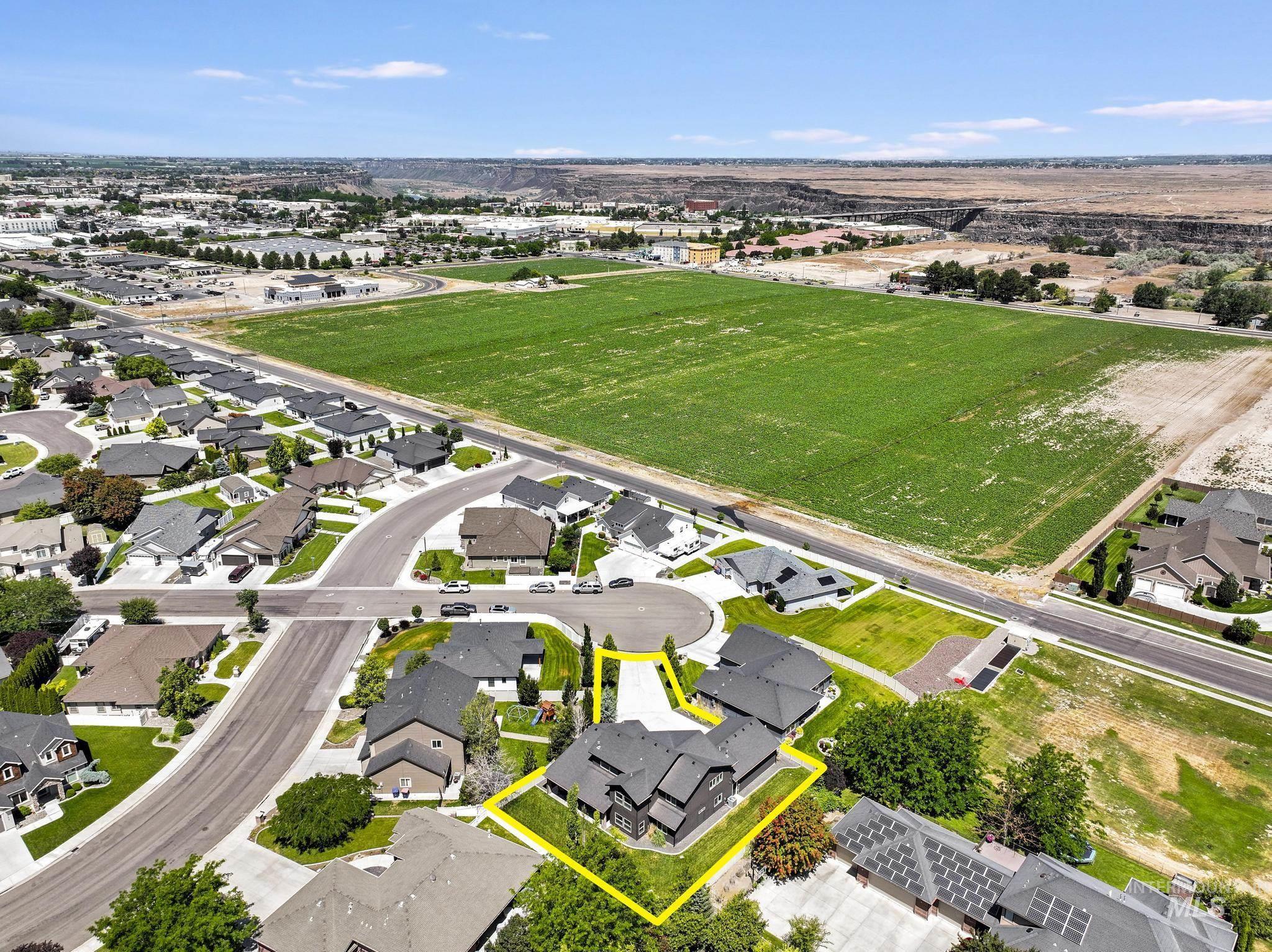 1470 Pillar Circle, Twin Falls, Idaho 83301, 5 Bedrooms, 3 Bathrooms, Residential For Sale, Price $755,000,MLS 98992675
