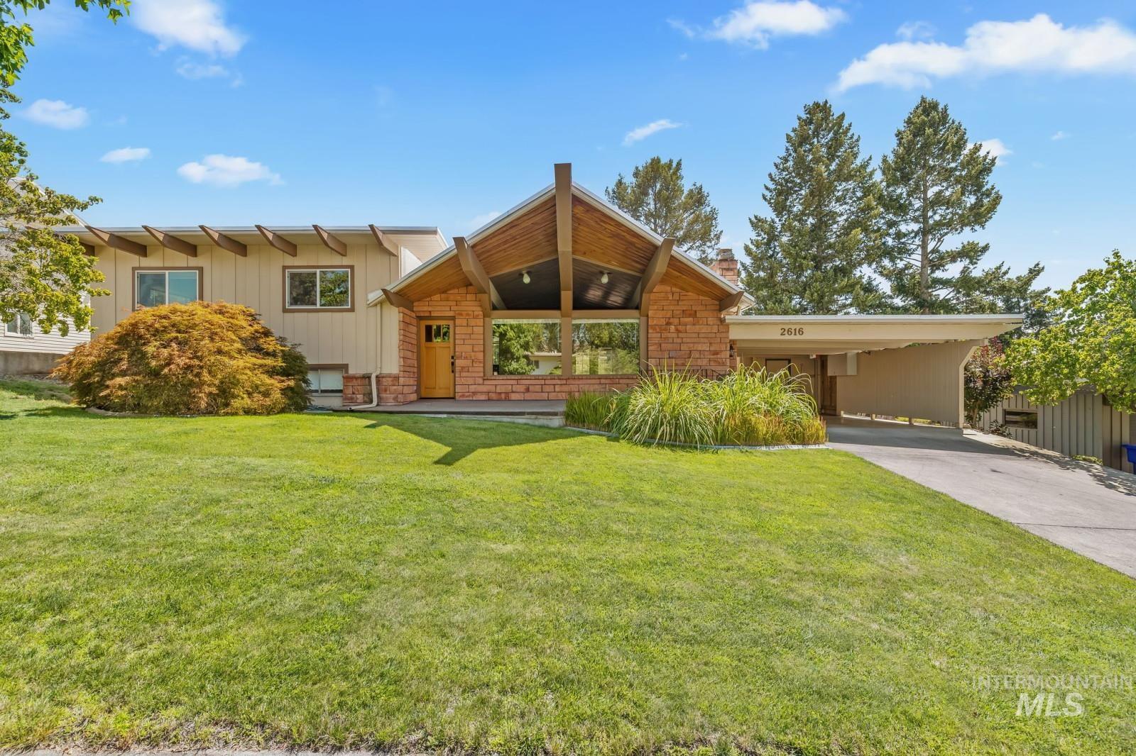 2616 Sunset Drive, Lewiston, Idaho 83501, 4 Bedrooms, 2 Bathrooms, Residential For Sale, Price $494,900, 98992676