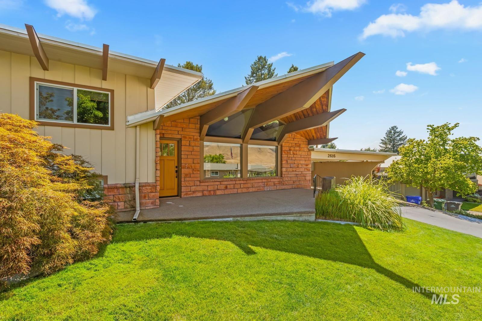 2616 Sunset Drive, Lewiston, Idaho 83501, 4 Bedrooms, 2 Bathrooms, Residential For Sale, Price $494,900, 98992676
