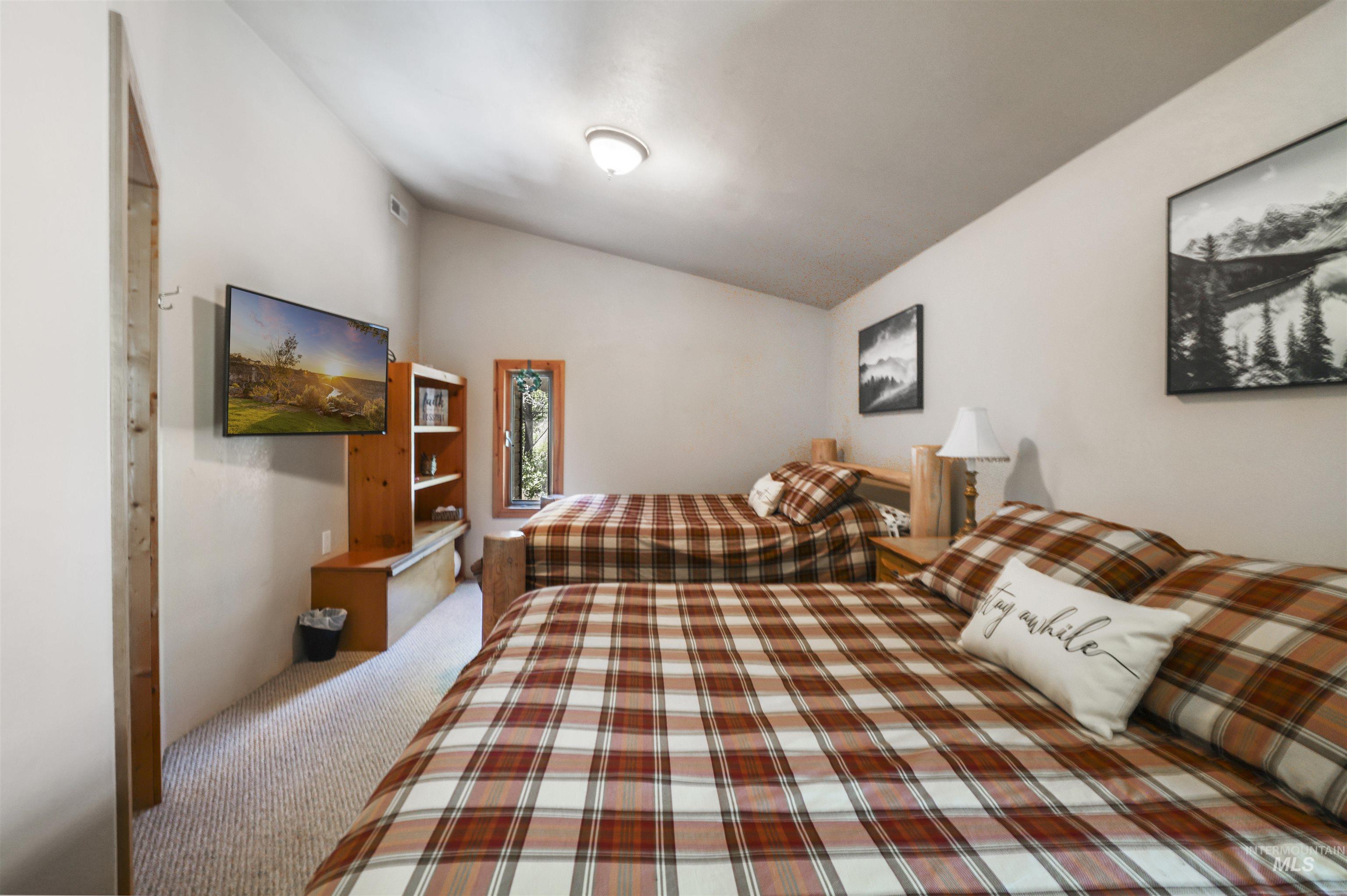 224 E Hoalst, Pine, Idaho 83647, 4 Bedrooms, 3 Bathrooms, Residential For Sale, Price $2,150,000, 98992679