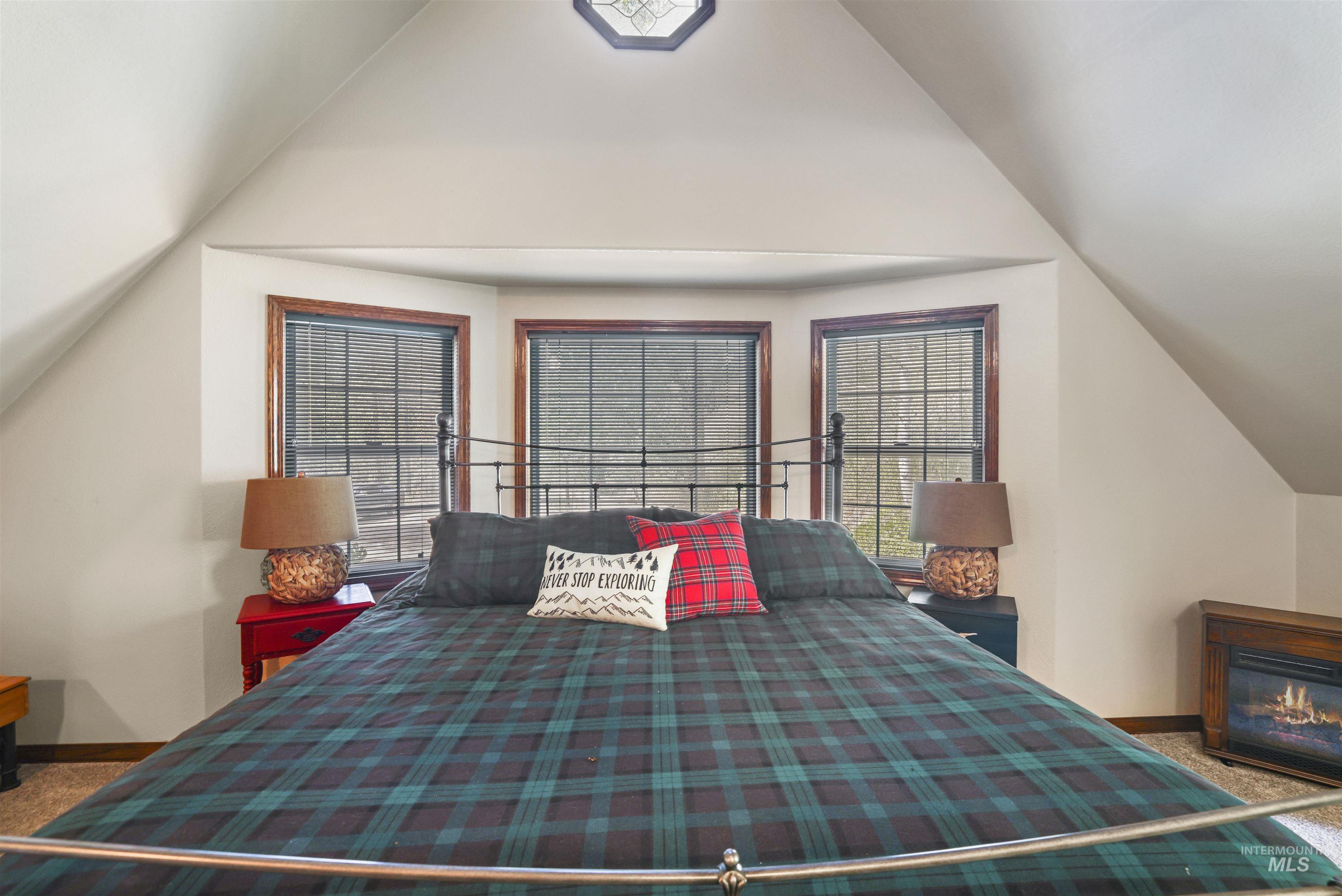 224 E Hoalst, Pine, Idaho 83647, 4 Bedrooms, 3 Bathrooms, Residential For Sale, Price $2,150,000, 98992679