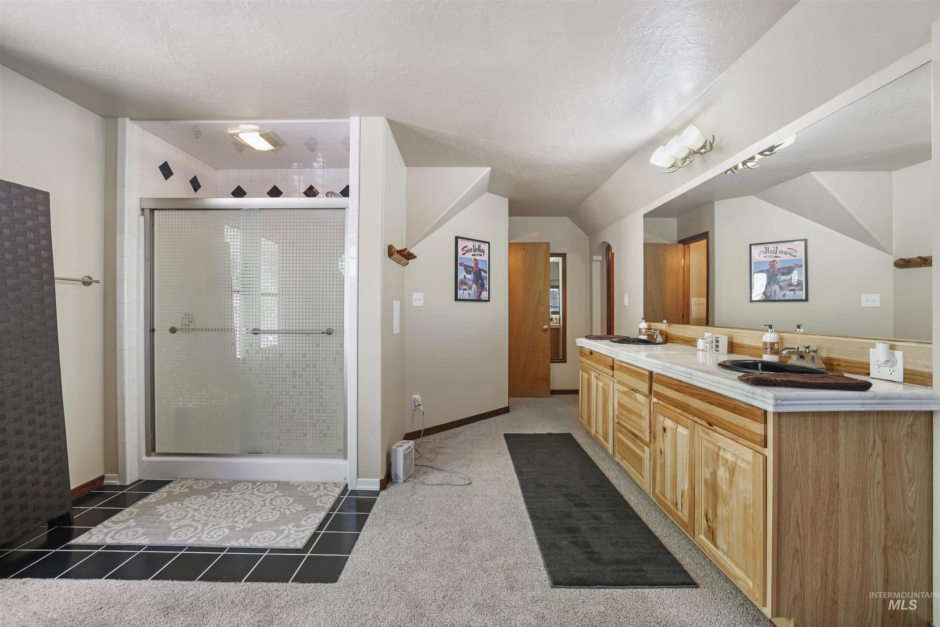 224 E Hoalst, Pine, Idaho 83647, 4 Bedrooms, 3 Bathrooms, Residential For Sale, Price $2,150,000, 98992679