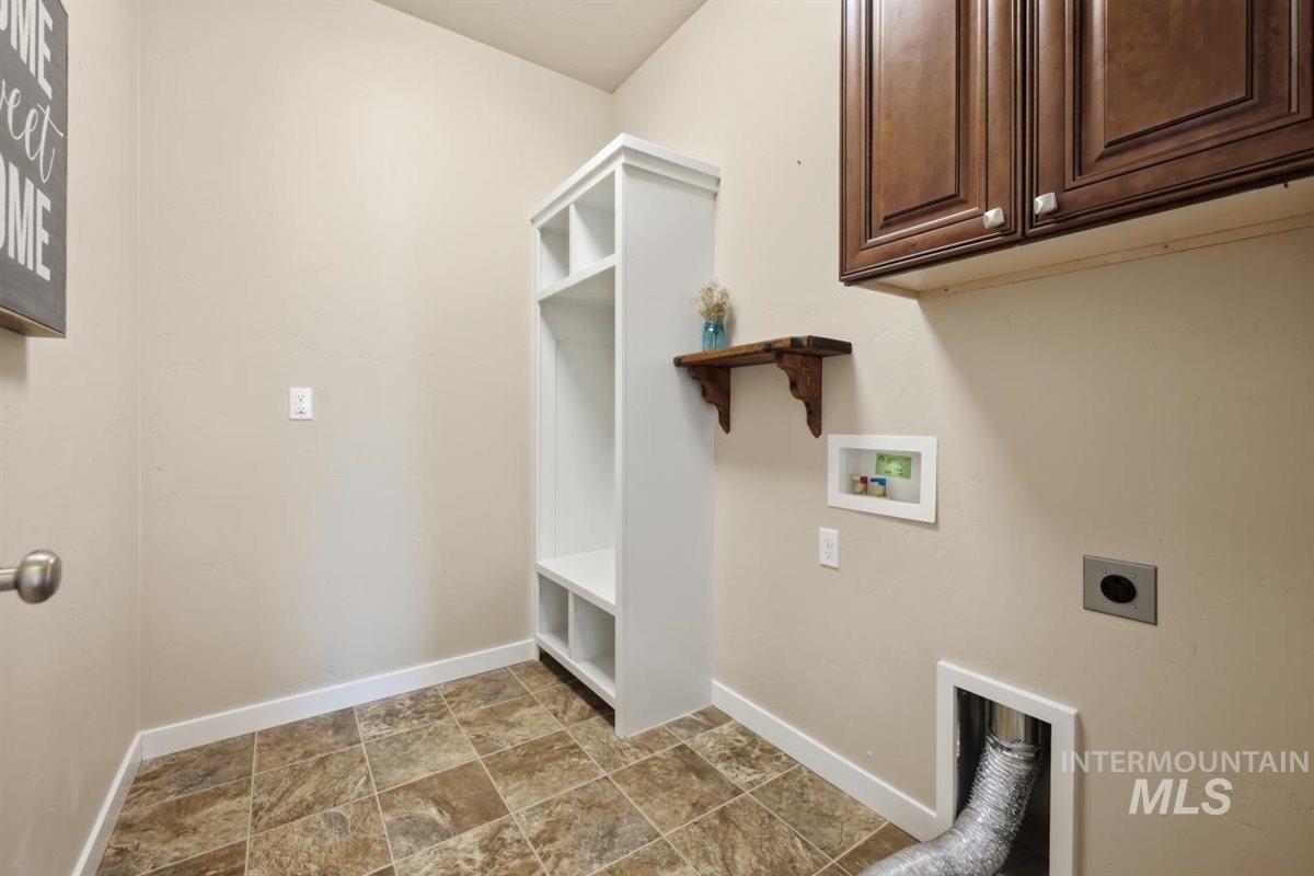 13496 Hockberger Ranch Rd, Caldwell, Idaho 83607, 4 Bedrooms, 2 Bathrooms, Residential For Sale, Price $725,000, 98992680
