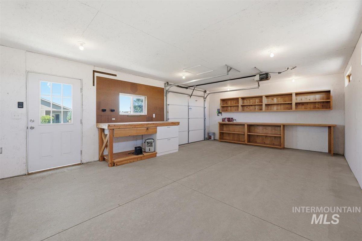 13496 Hockberger Ranch Rd, Caldwell, Idaho 83607, 4 Bedrooms, 2 Bathrooms, Residential For Sale, Price $725,000, 98992680
