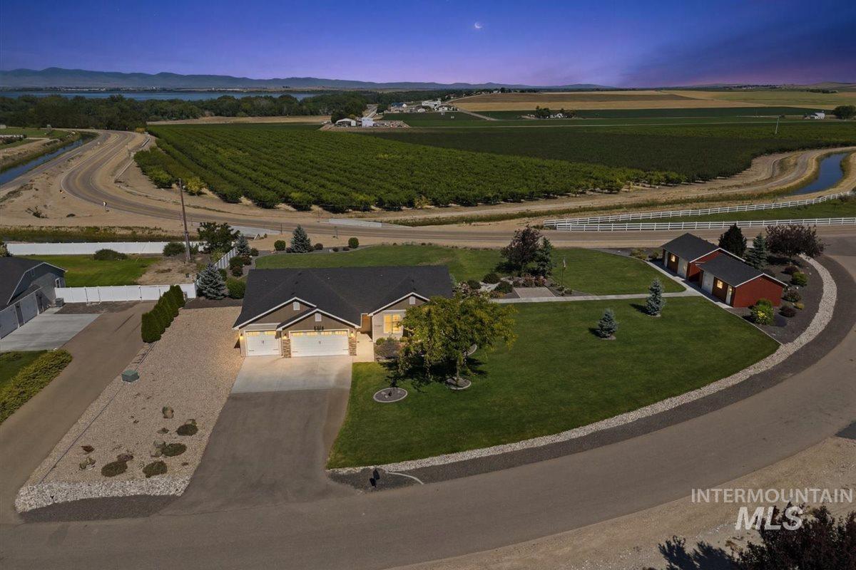 13496 Hockberger Ranch Rd, Caldwell, Idaho 83607, 4 Bedrooms, 2 Bathrooms, Residential For Sale, Price $725,000, 98992680