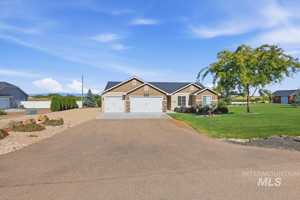 13496 Hockberger Ranch Rd, Caldwell, Idaho 83607, 4 Bedrooms, 2 Bathrooms, Residential For Sale, Price $725,000, 98992680