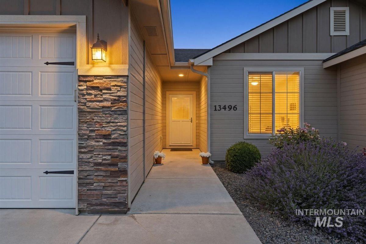 13496 Hockberger Ranch Rd, Caldwell, Idaho 83607, 4 Bedrooms, 2 Bathrooms, Residential For Sale, Price $725,000, 98992680