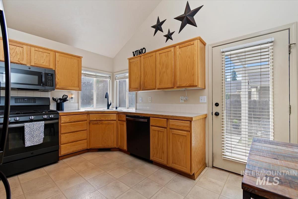 5887 S Tallowtree Way, Boise, Idaho 83716, 4 Bedrooms, 3 Bathrooms, Residential For Sale, Price $720,000, 98992681