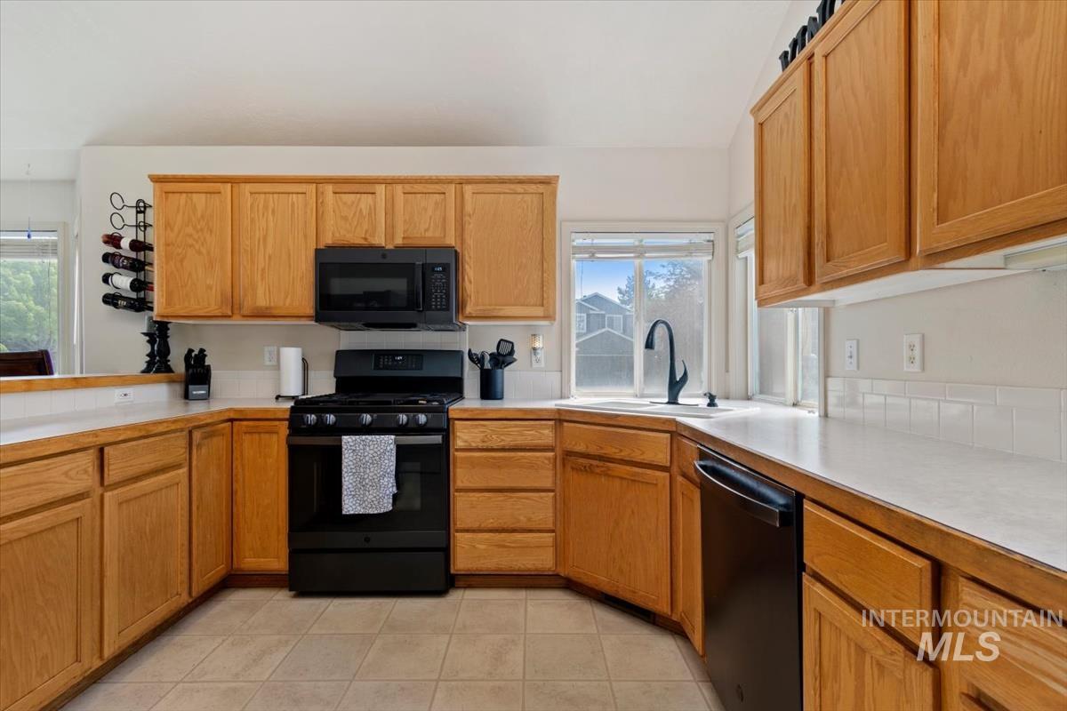 5887 S Tallowtree Way, Boise, Idaho 83716, 4 Bedrooms, 3 Bathrooms, Residential For Sale, Price $720,000, 98992681