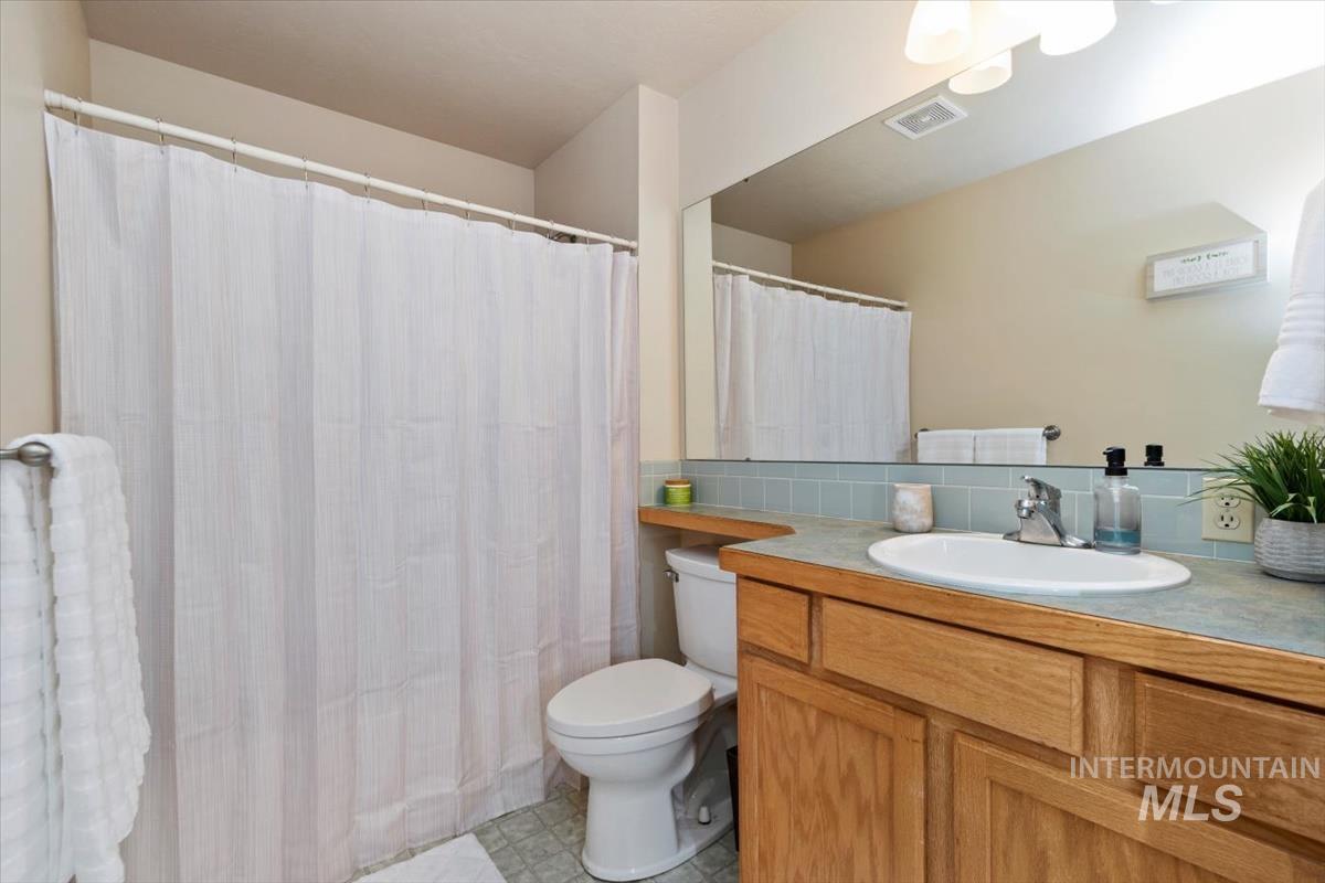 5887 S Tallowtree Way, Boise, Idaho 83716, 4 Bedrooms, 3 Bathrooms, Residential For Sale, Price $720,000, 98992681