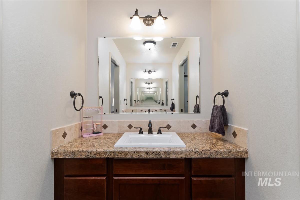 5887 S Tallowtree Way, Boise, Idaho 83716, 4 Bedrooms, 3 Bathrooms, Residential For Sale, Price $720,000, 98992681