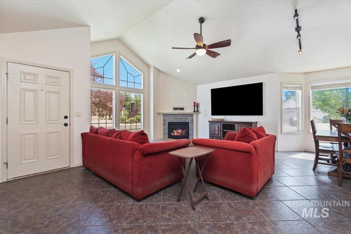 5887 S Tallowtree Way, Boise, Idaho 83716, 4 Bedrooms, 3 Bathrooms, Residential For Sale, Price $720,000, 98992681