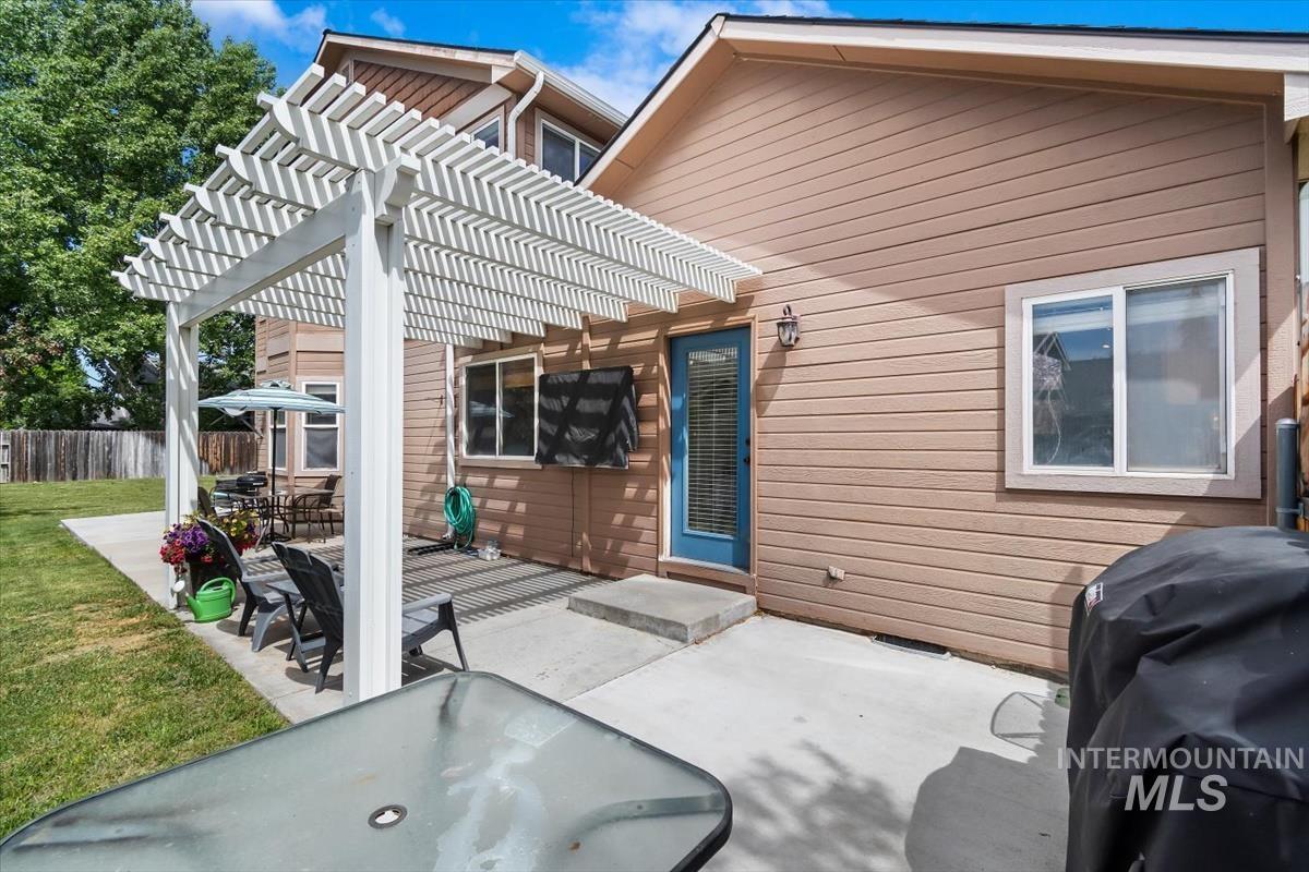 5887 S Tallowtree Way, Boise, Idaho 83716, 4 Bedrooms, 3 Bathrooms, Residential For Sale, Price $720,000, 98992681
