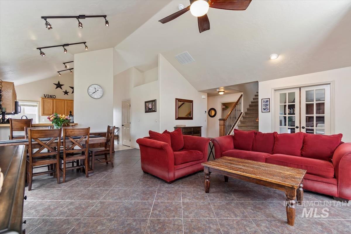 5887 S Tallowtree Way, Boise, Idaho 83716, 4 Bedrooms, 3 Bathrooms, Residential For Sale, Price $720,000, 98992681