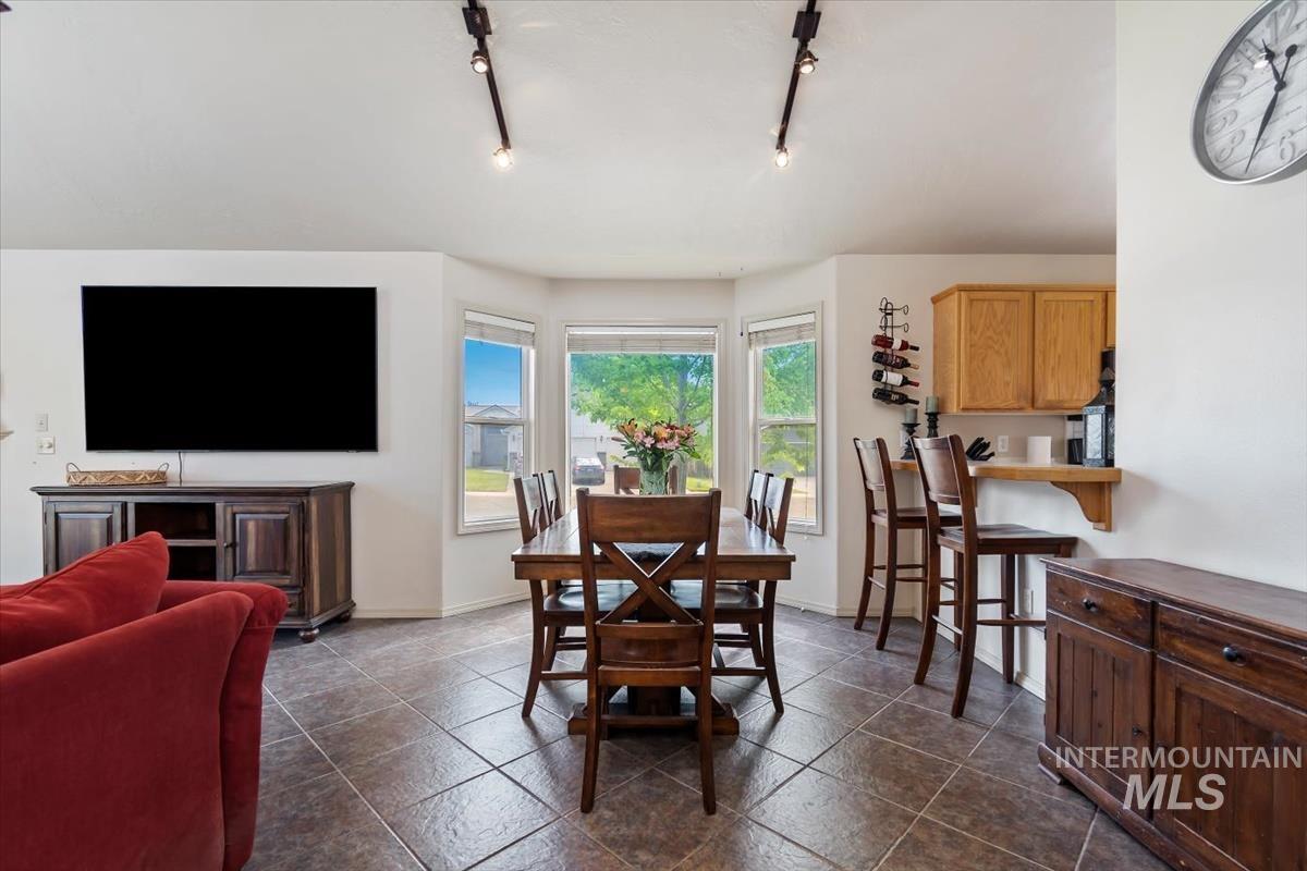 5887 S Tallowtree Way, Boise, Idaho 83716, 4 Bedrooms, 3 Bathrooms, Residential For Sale, Price $720,000, 98992681
