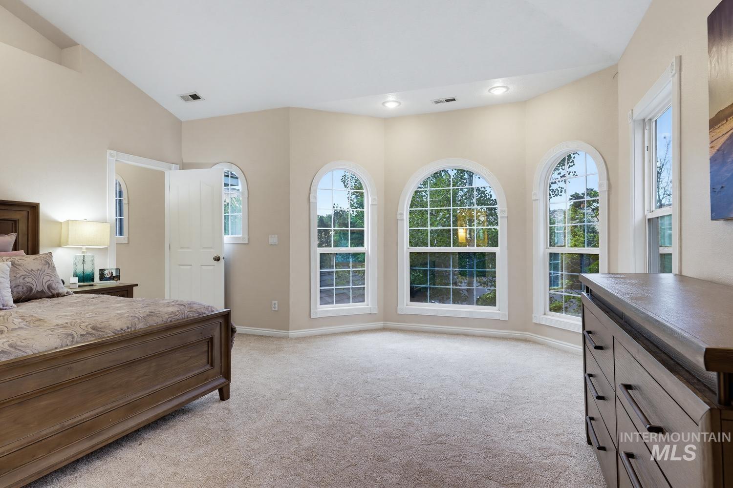 2480 E Roanoke Dr, Boise, Idaho 83712, 5 Bedrooms, 4.5 Bathrooms, Residential For Sale, Price $1,050,000, 98992682