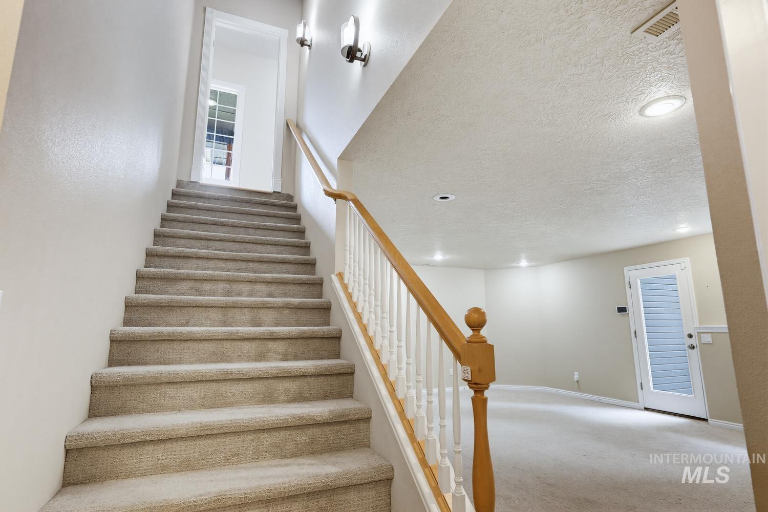 2480 E Roanoke Dr, Boise, Idaho 83712, 5 Bedrooms, 4.5 Bathrooms, Residential For Sale, Price $1,050,000, 98992682