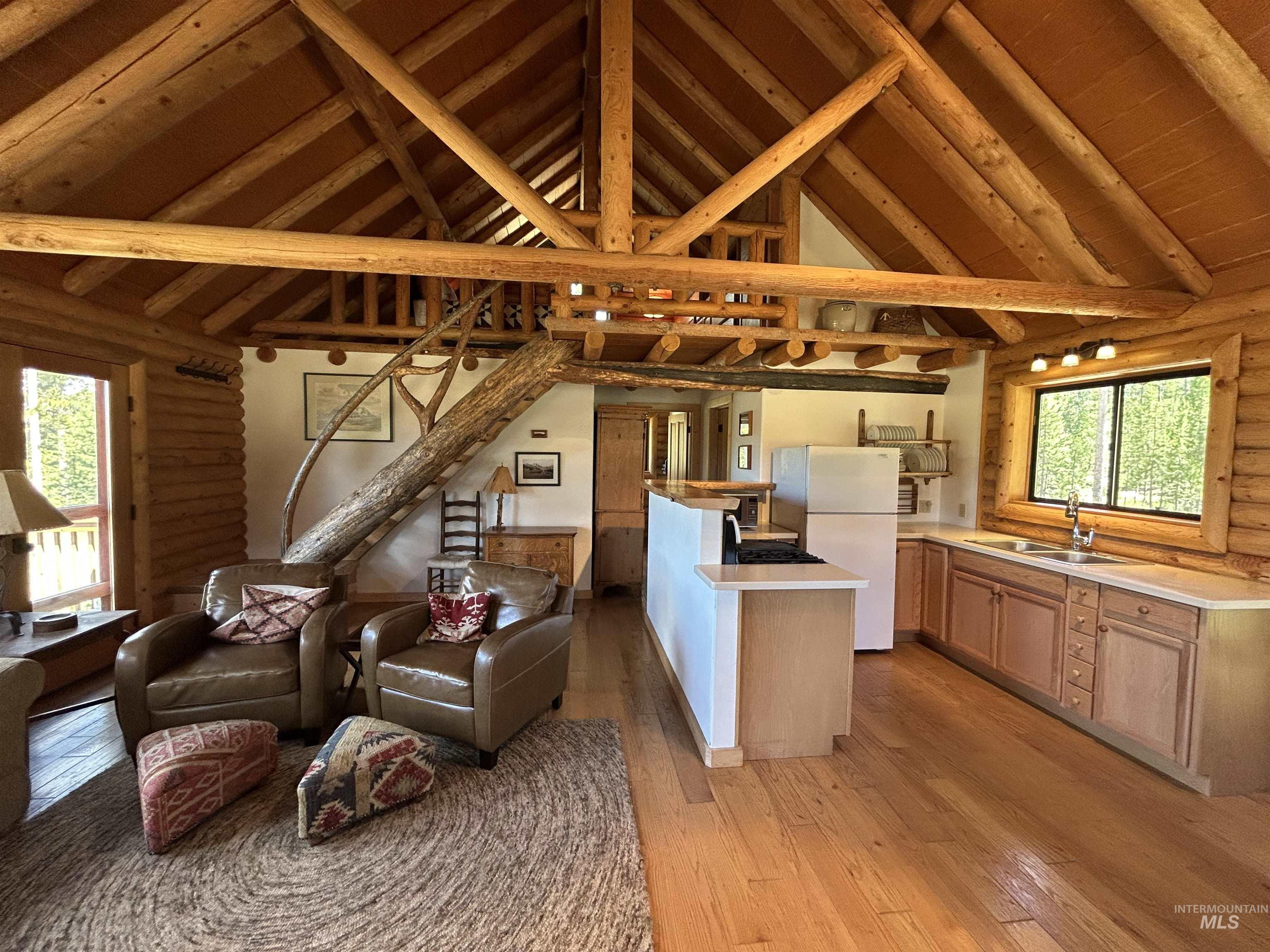 35 Sawtooth Way, Stanley, Idaho 83278, 1 Bedroom, 1 Bathroom, Residential For Sale, Price $925,000, 98992684