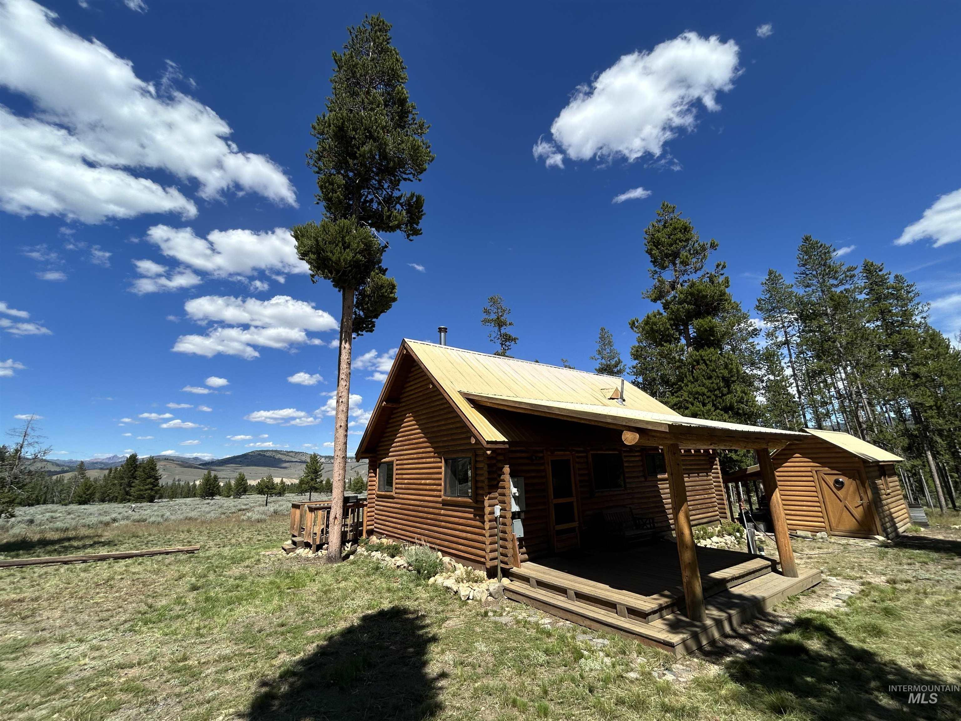 35 Sawtooth Way, Stanley, Idaho 83278, 1 Bedroom, 1 Bathroom, Residential For Sale, Price $925,000, 98992684