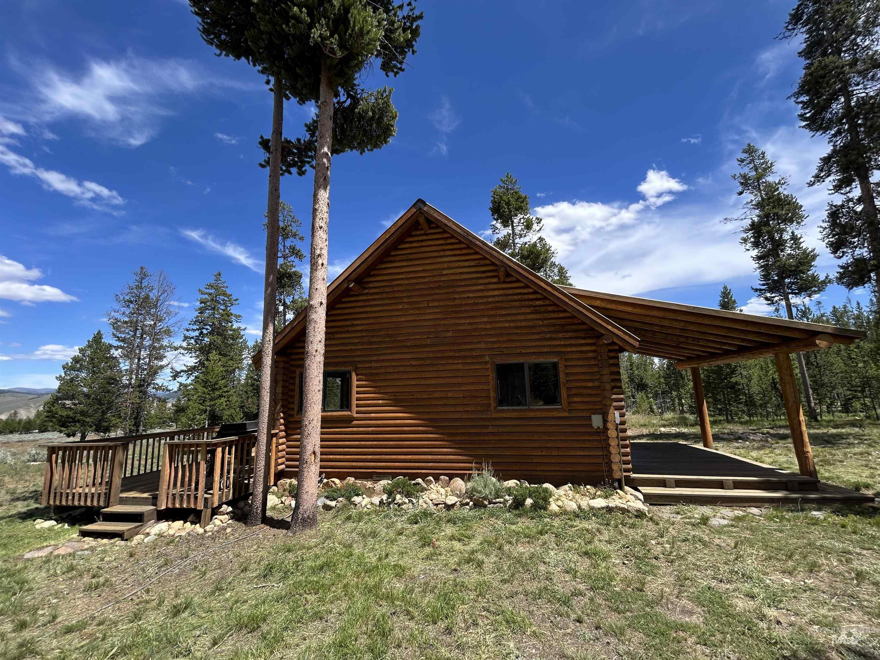 35 Sawtooth Way, Stanley, Idaho 83278, 1 Bedroom, 1 Bathroom, Residential For Sale, Price $925,000, 98992684
