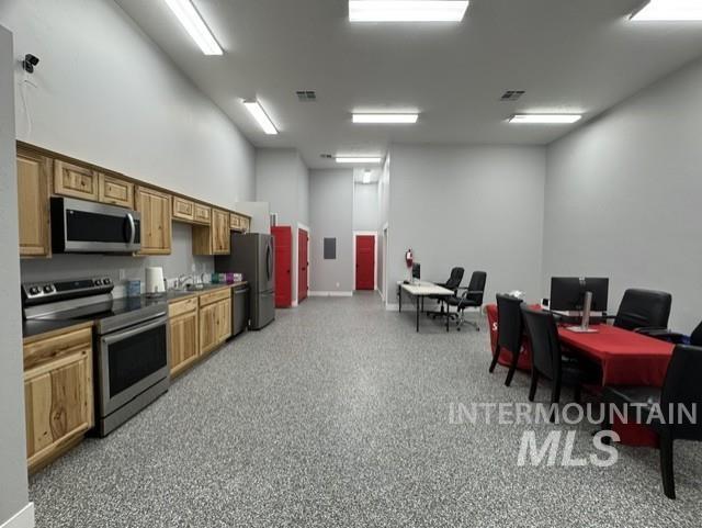130 E 10th N, Mountain Home, Idaho 83647-1645, Business/Commercial For Sale, Price $849,000,MLS 98992685