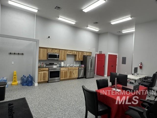 130 E 10th N, Mountain Home, Idaho 83647-1645, Business/Commercial For Sale, Price $849,000,MLS 98992685