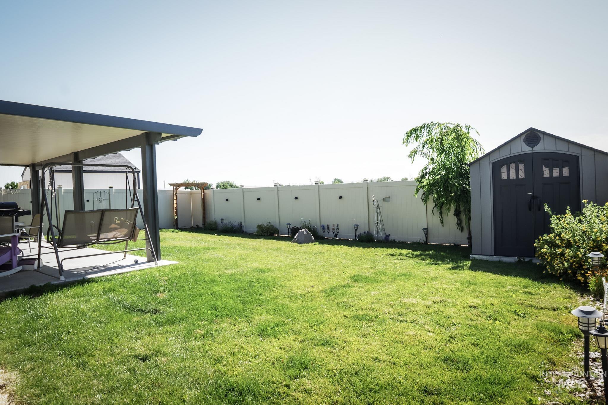 1023 Ryde Ave, Kuna, Idaho 83634, 3 Bedrooms, 2 Bathrooms, Residential For Sale, Price $440,000, 98992686