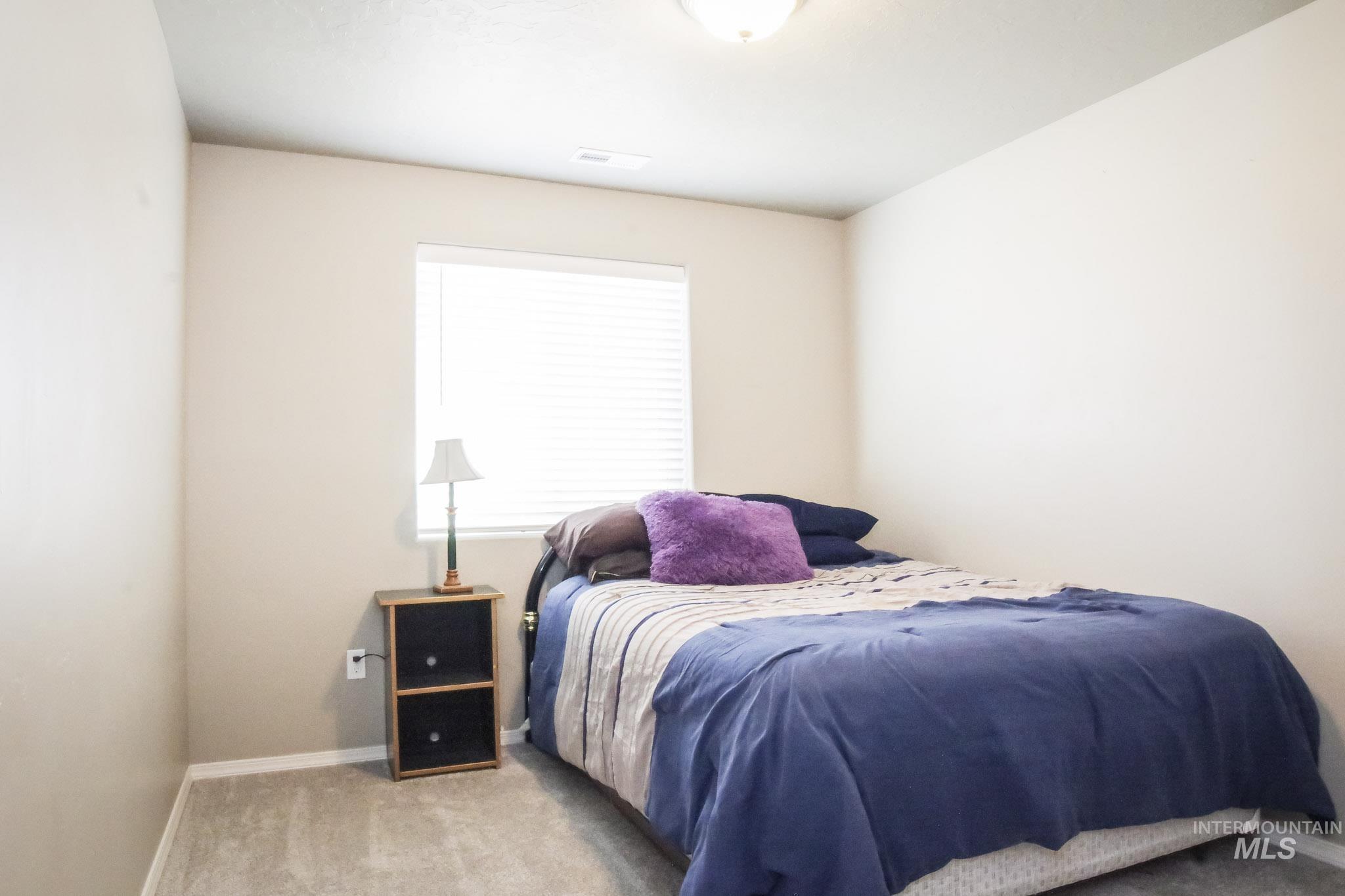 1023 Ryde Ave, Kuna, Idaho 83634, 3 Bedrooms, 2 Bathrooms, Residential For Sale, Price $440,000, 98992686