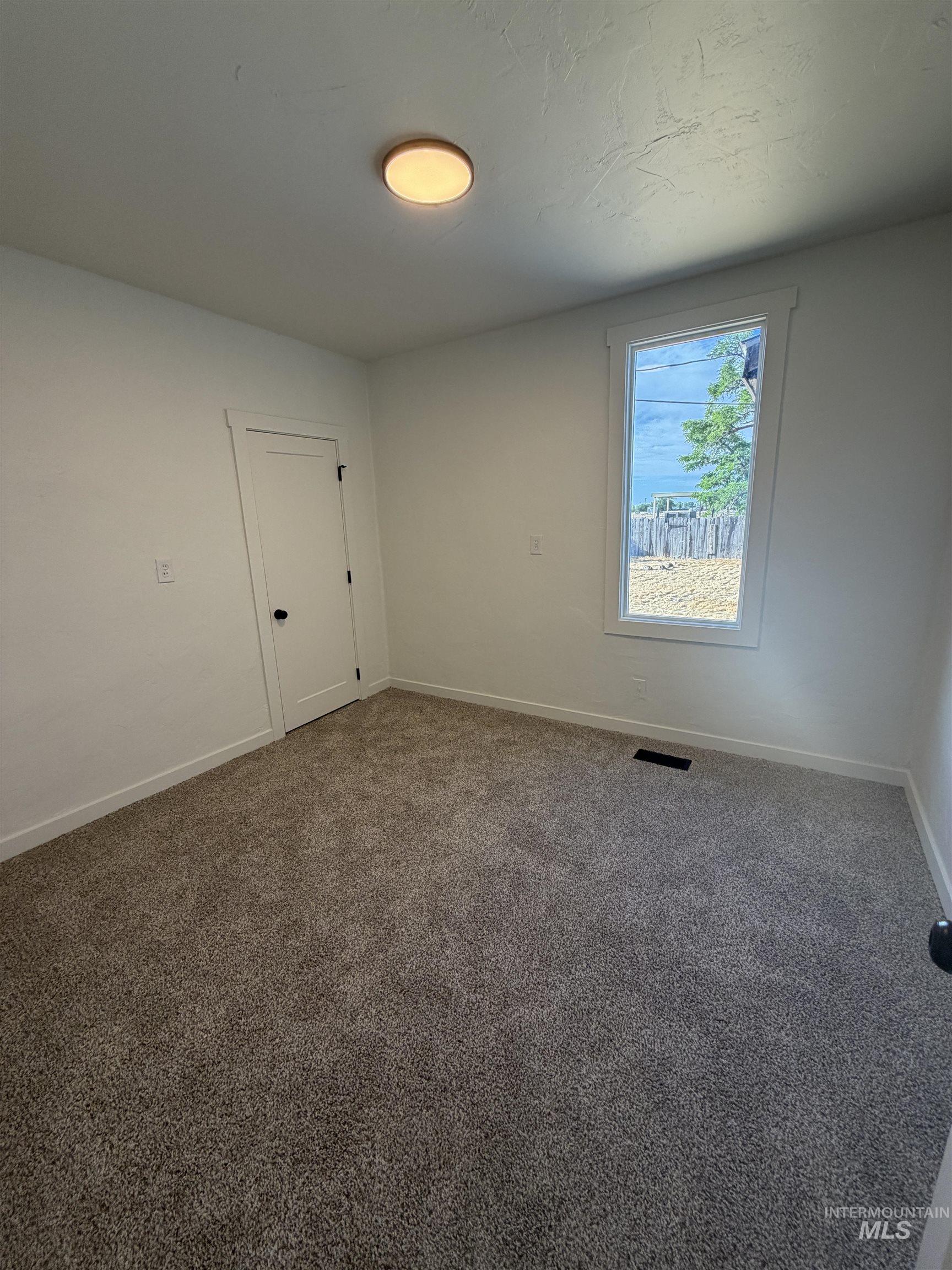 1815 Lincoln, Mountain Home, Idaho 83647, 3 Bedrooms, 1 Bathroom, Residential For Sale, Price $275,000, 98992690