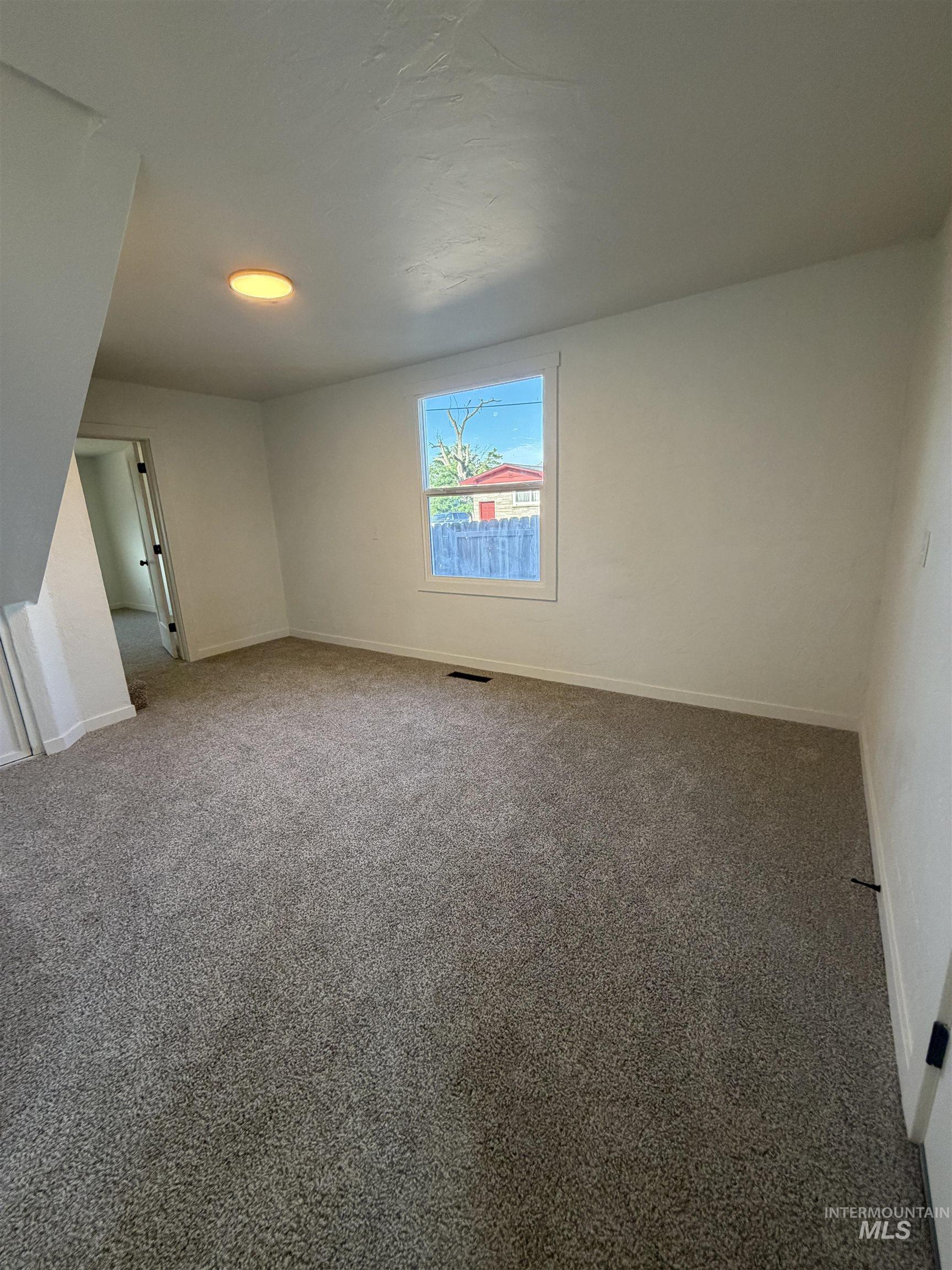 1815 Lincoln, Mountain Home, Idaho 83647, 3 Bedrooms, 1 Bathroom, Residential For Sale, Price $275,000, 98992690