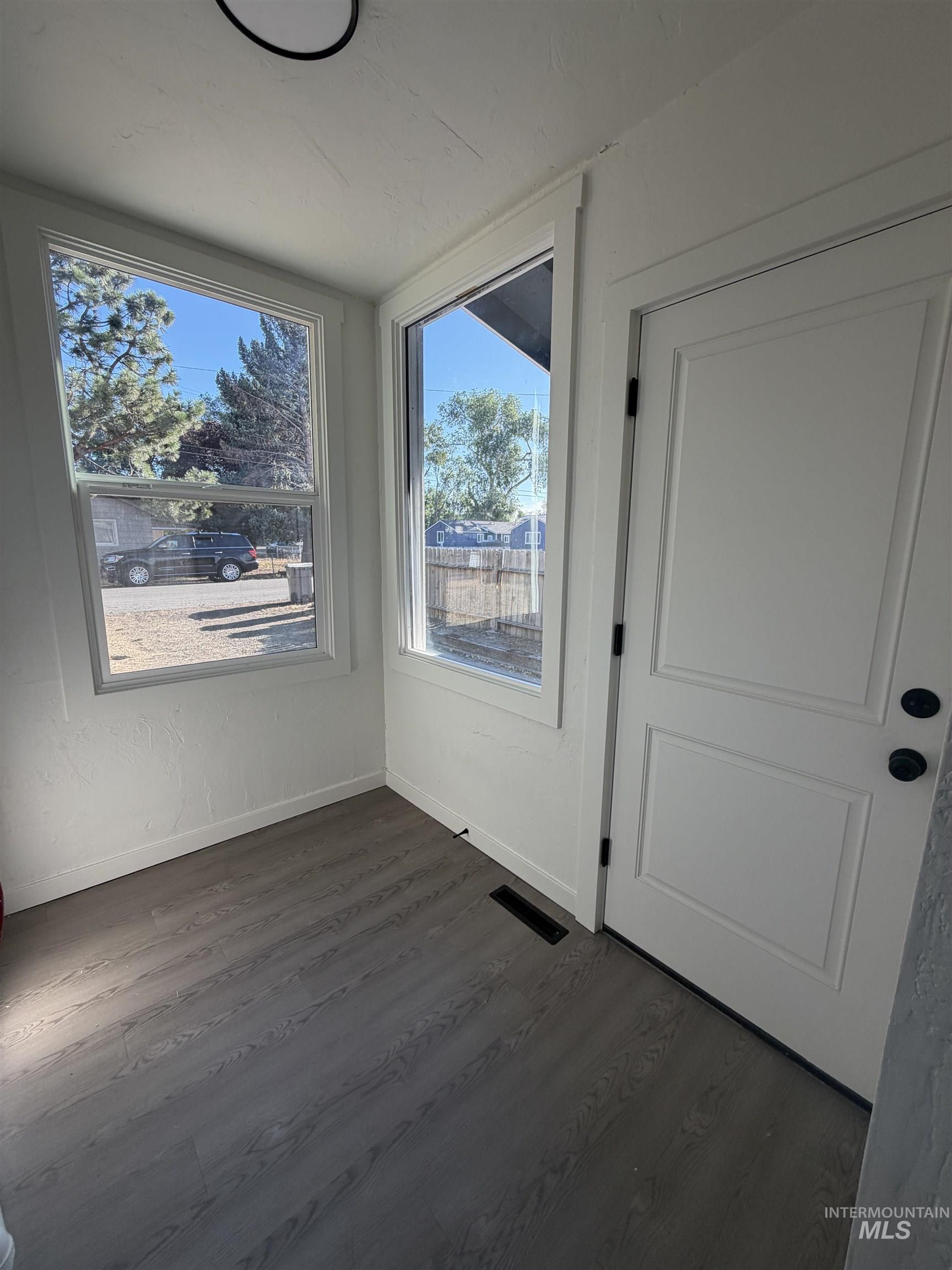 1815 Lincoln, Mountain Home, Idaho 83647, 3 Bedrooms, 1 Bathroom, Residential For Sale, Price $275,000, 98992690