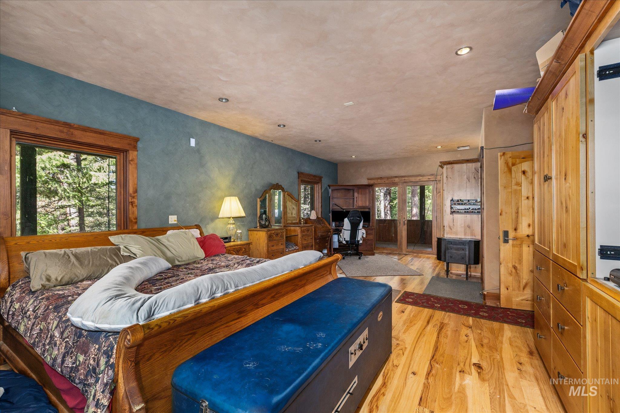 123 Wilderness Ranch Ln, Cascade, Idaho 83611, 4 Bedrooms, 3 Bathrooms, Residential For Sale, Price $699,900, 98992691
