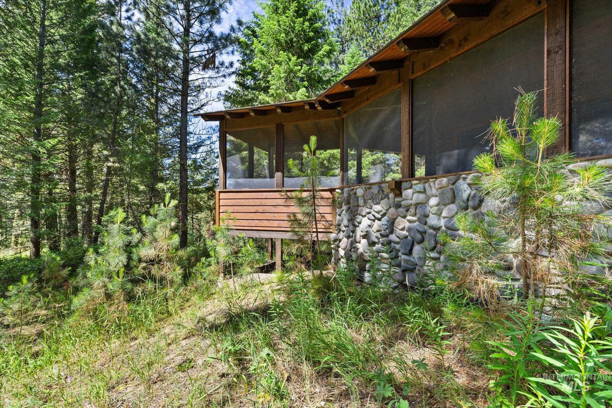 123 Wilderness Ranch Ln, Cascade, Idaho 83611, 4 Bedrooms, 3 Bathrooms, Residential For Sale, Price $699,900, 98992691