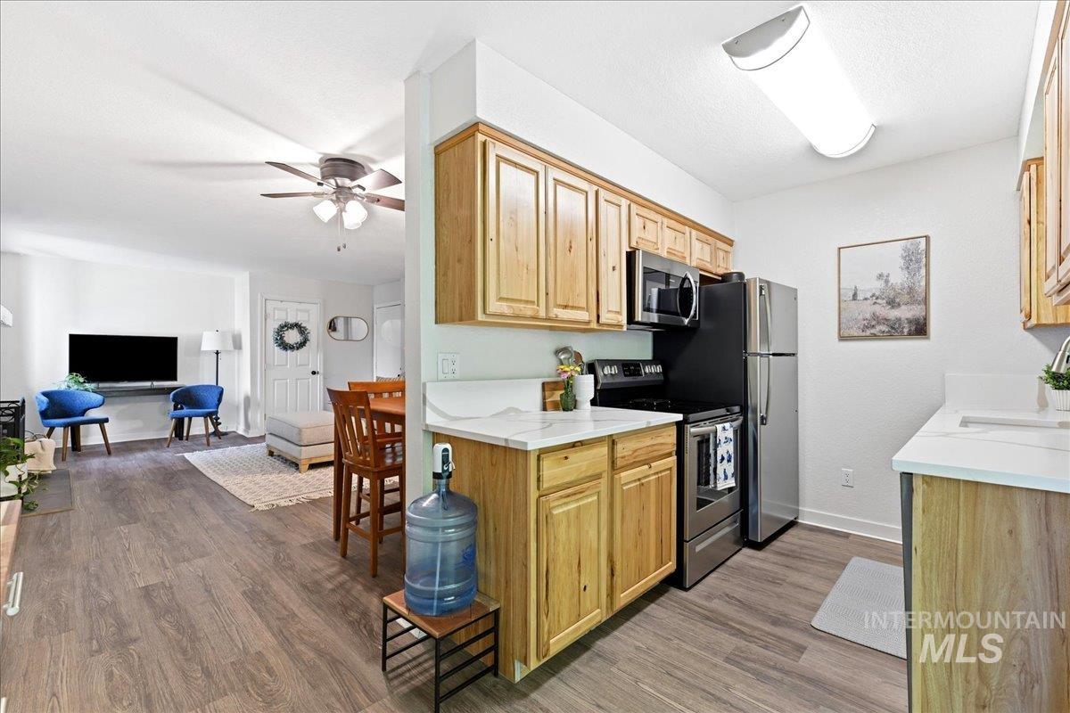 7093 W Colehaven Ln, Boise, Idaho 83704, 2 Bedrooms, 1 Bathroom, Residential For Sale, Price $240,000,MLS 98992693